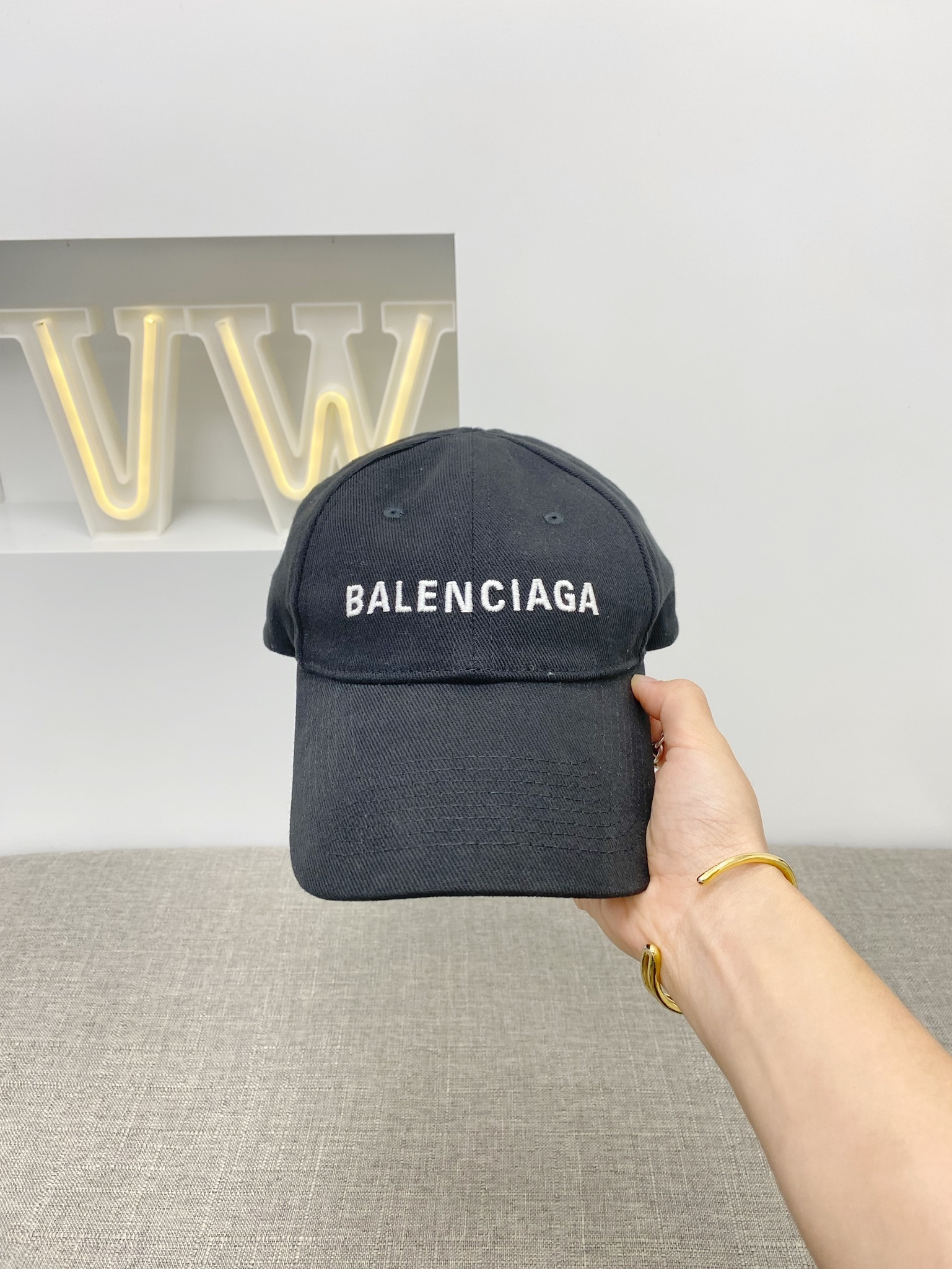 Balenciaga Cap