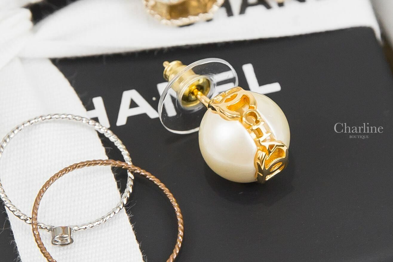 Chanel Earrings 金色字母CC滾邊圓形珍珠耳環