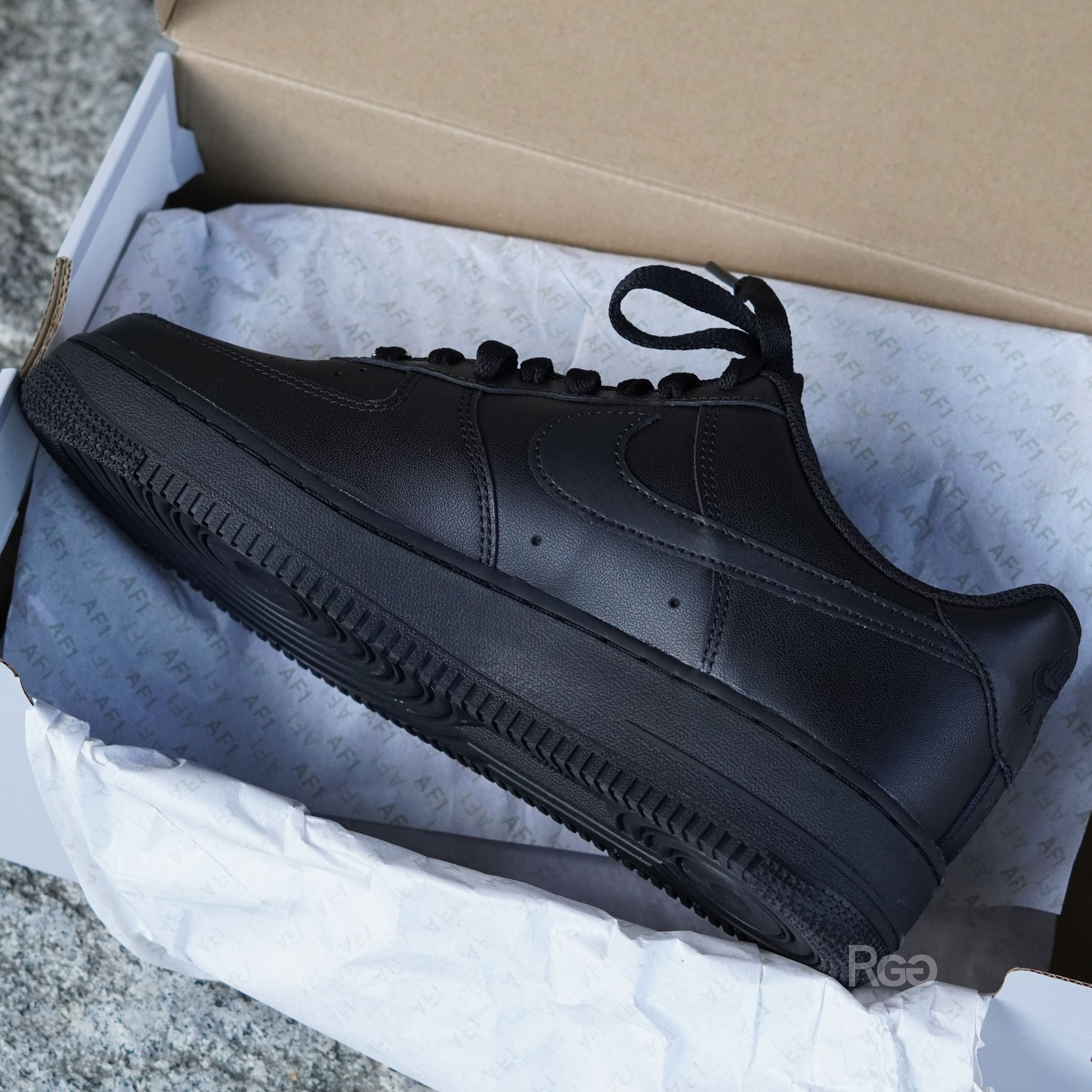 Nike Air Force 1 '07 經典基本款 黑Force (CW2288-001)