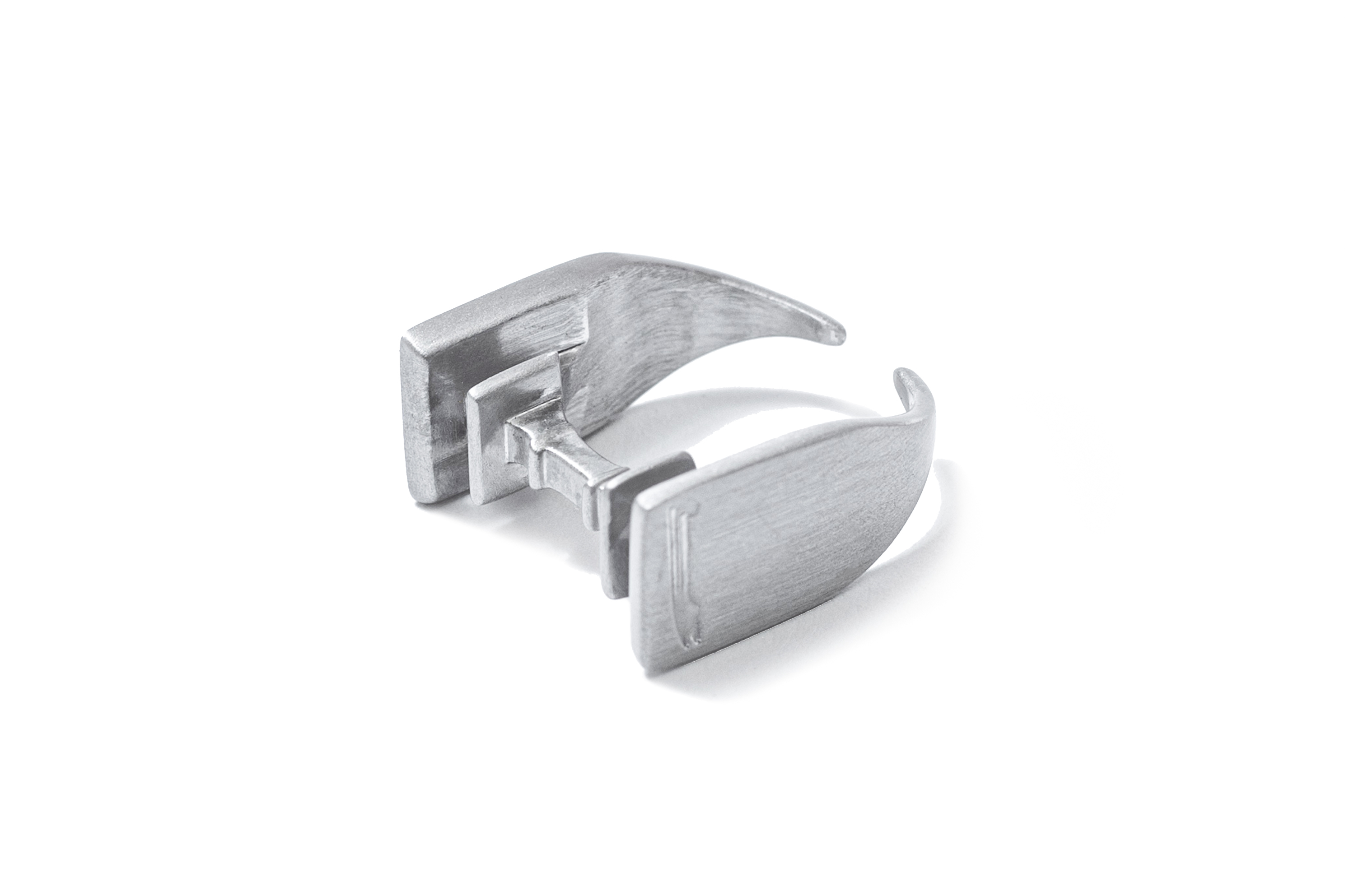 REMIX l @fe3c_official "Sutures Ring"