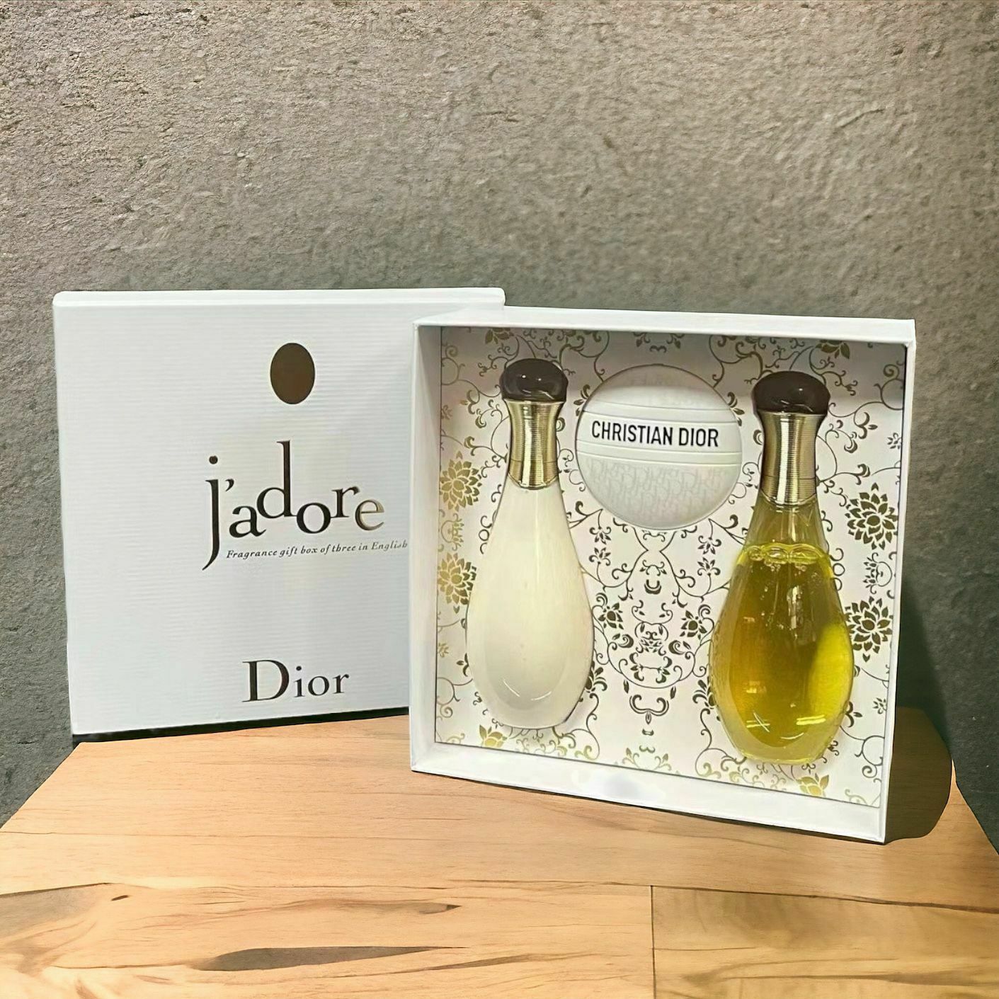 Dior全身沐浴香氛三件套