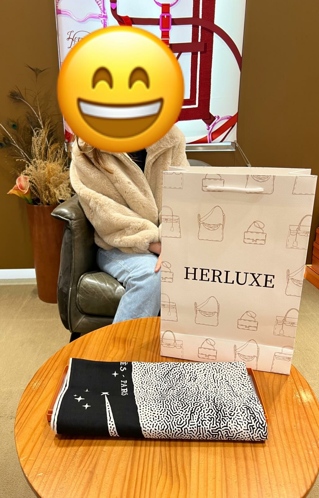 【 感謝支持 】氣質靚靚來pick up月光飛馬Scarf🎉 靚靚上身穿搭一定好吸睛👀 多謝你嘅支持🫶