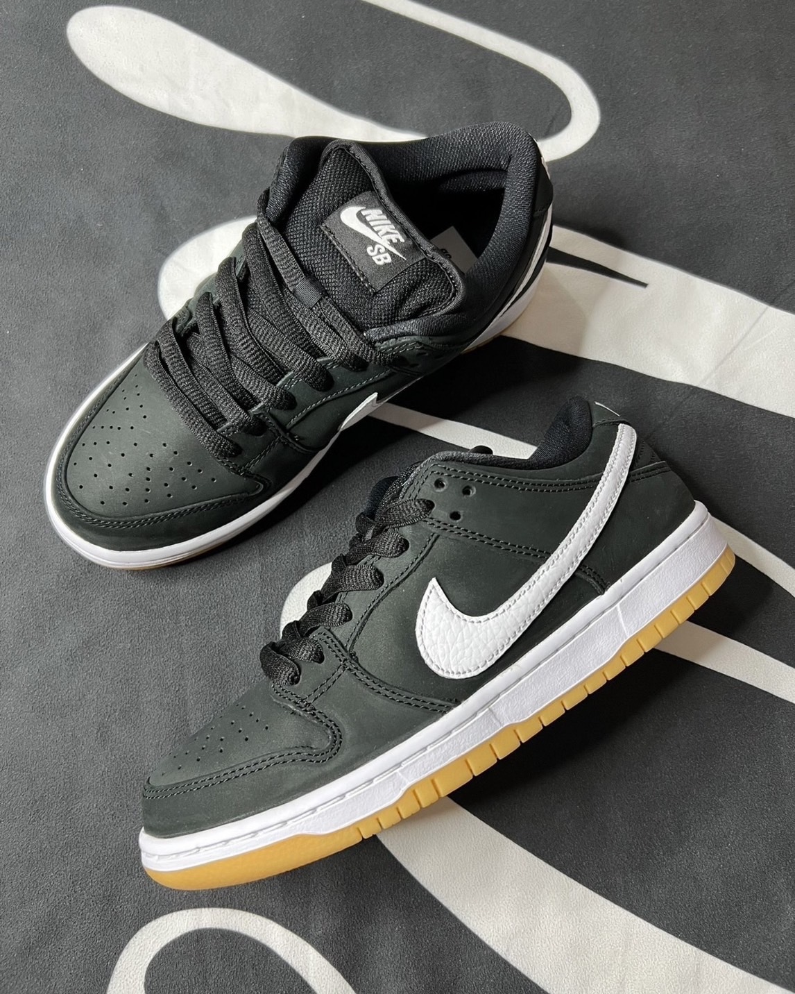 KTQ STORE ‧  Nike SB Dunk Low Pro "Black Gum" 黑生膠 CD2563-006