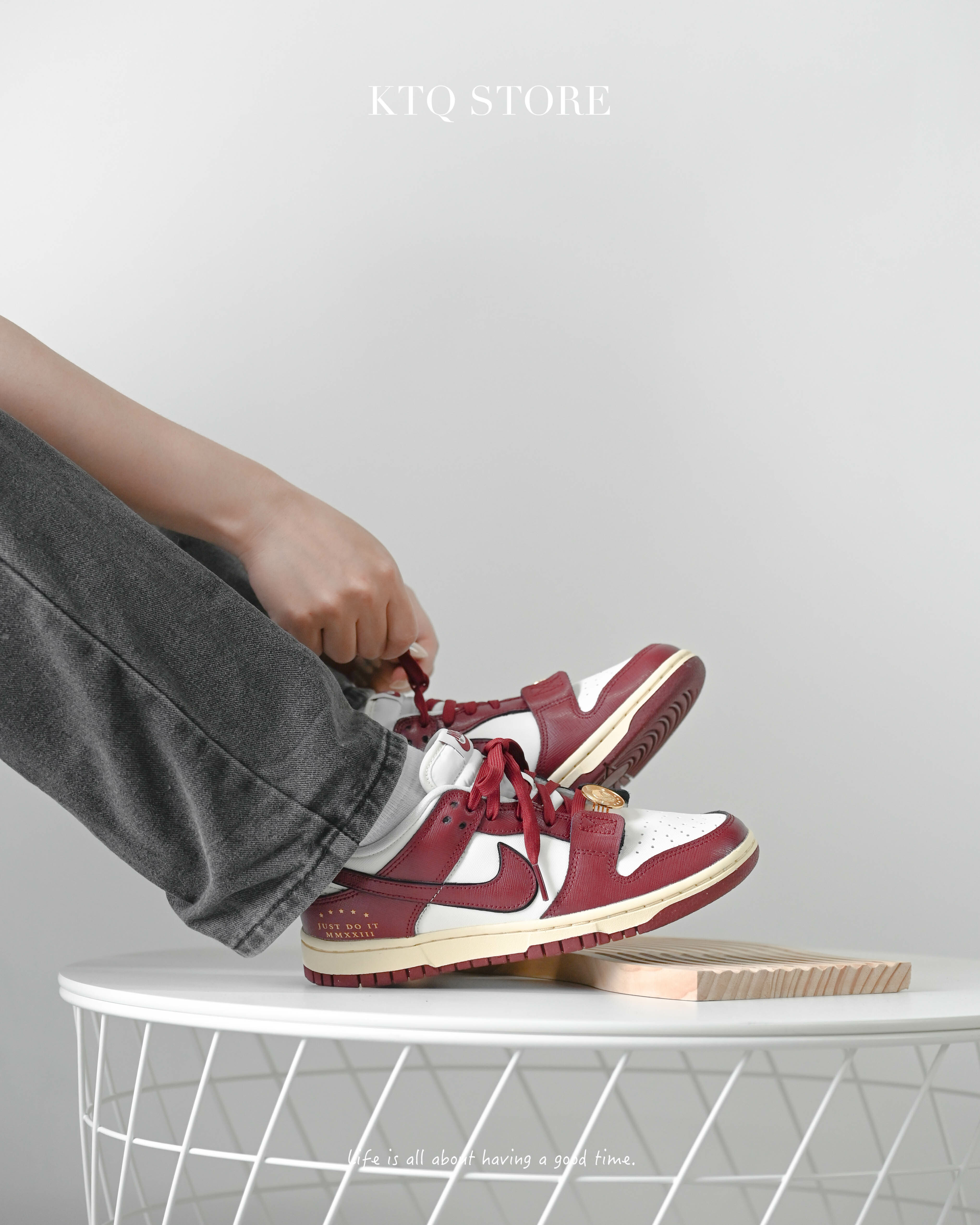 KTQ STORE ‧ Nike Dunk Low Just Do It "Team Red" 酒紅金 DV1160-101