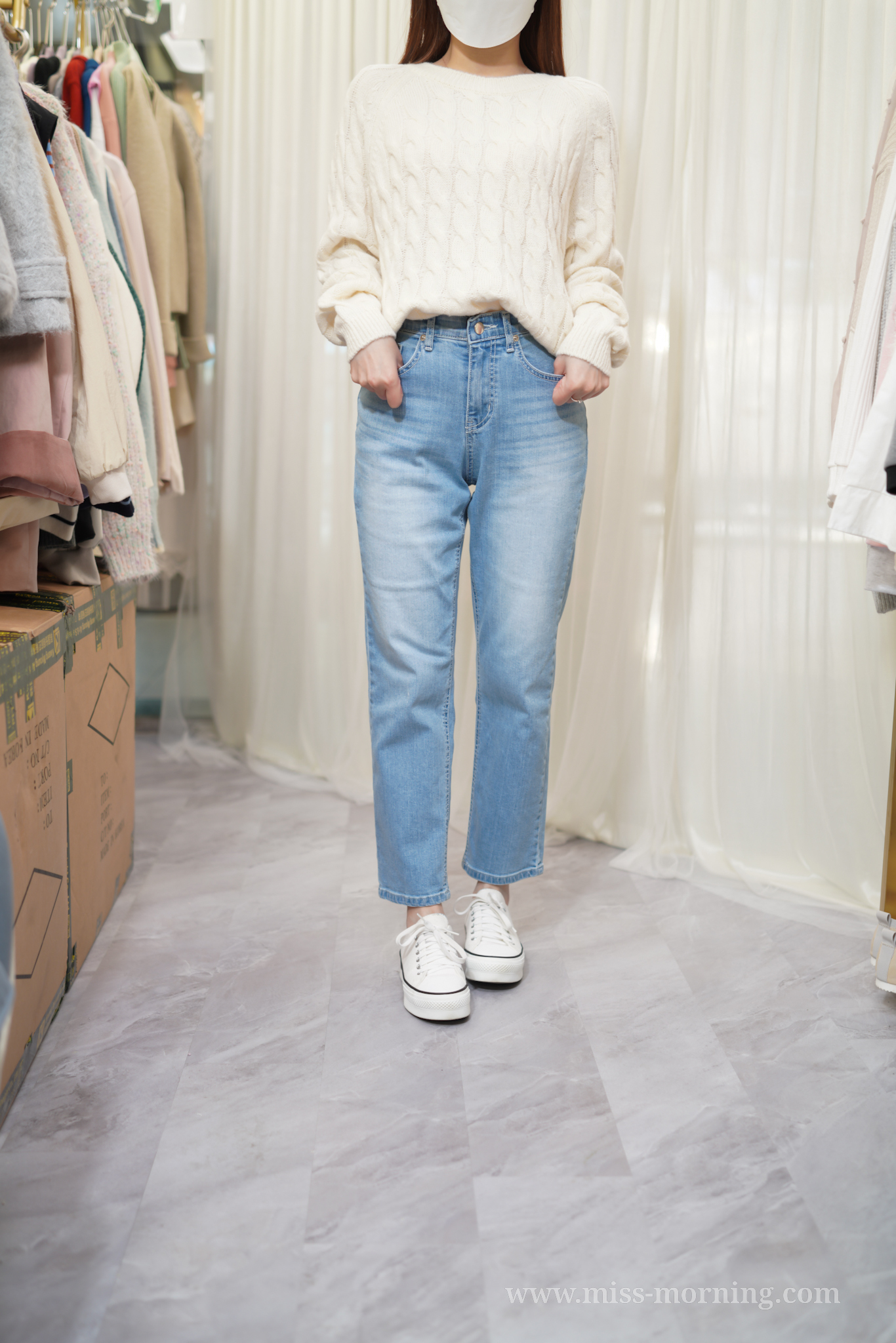 抵著針織上衣(13653)&最新春款靚洗水牛仔褲(33684)