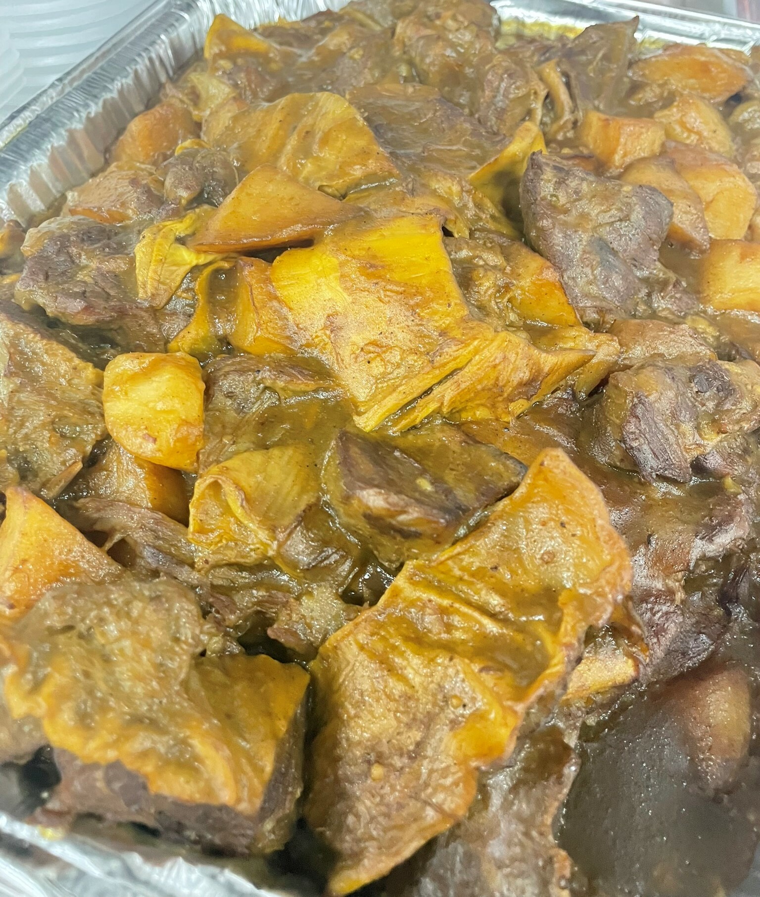 秘製咖喱牛筋腩