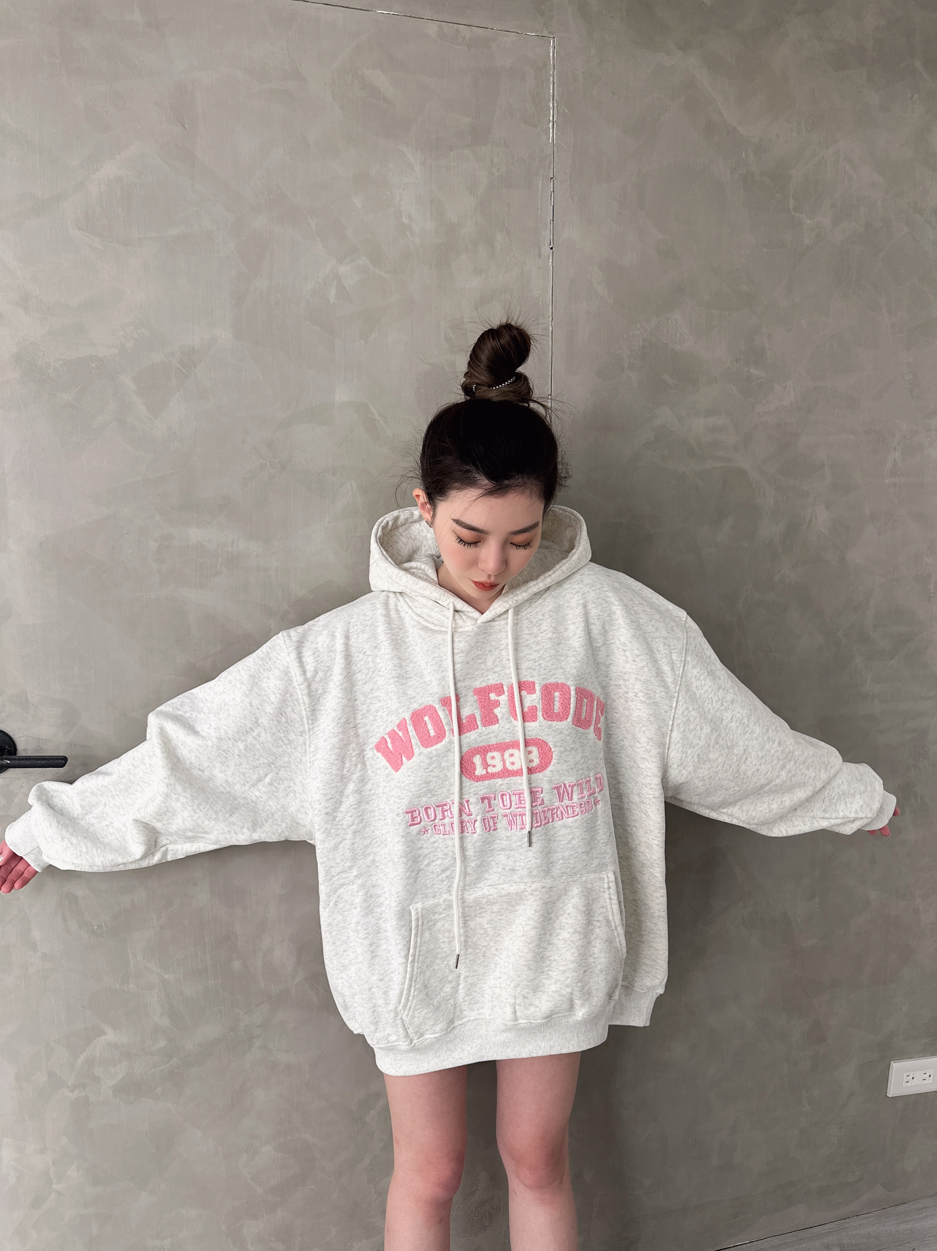 繽紛撞色字母刷毛帽T