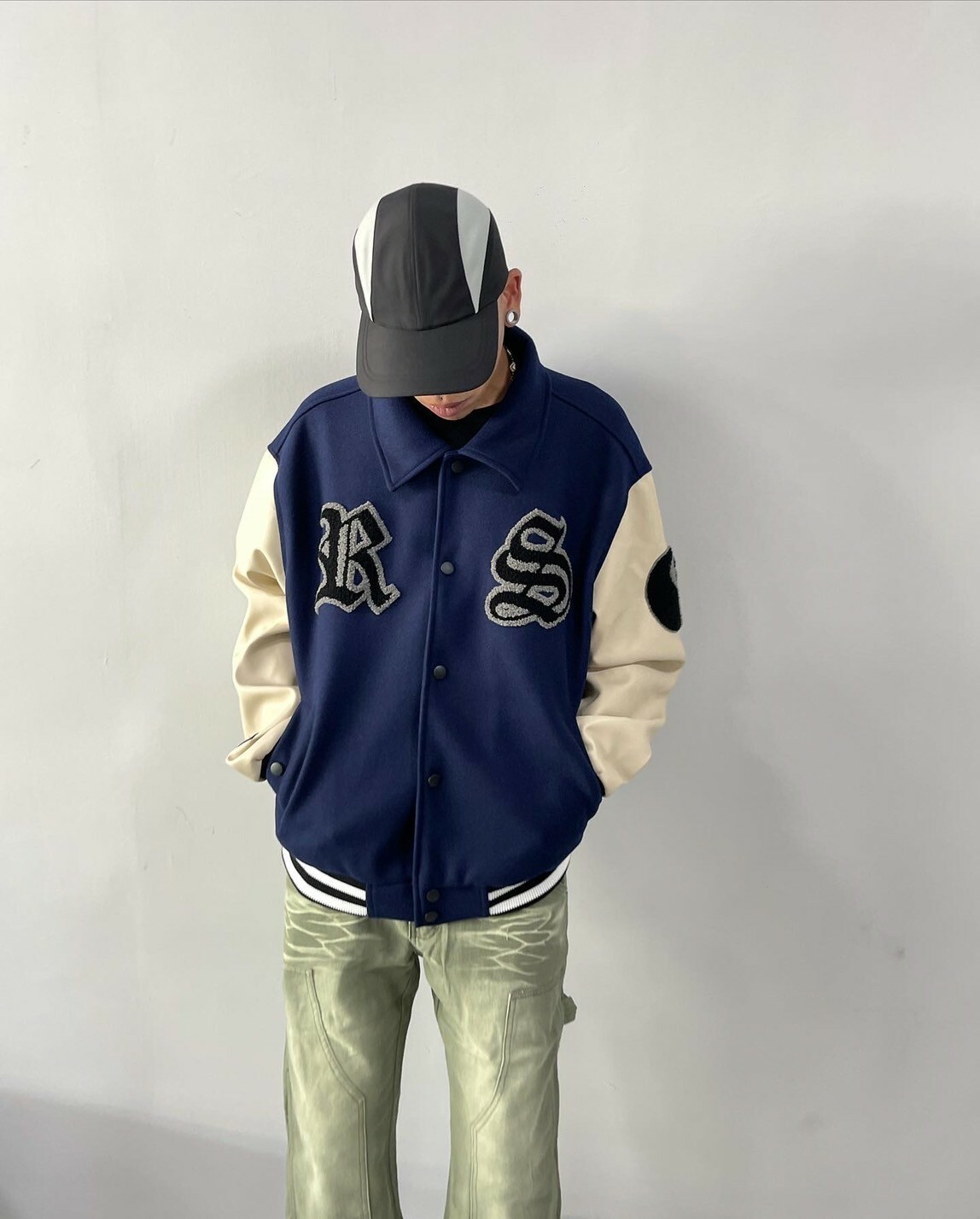 RENAISSANCE 幻影旅團 蜘蛛 8號球 海軍藍 翻領棒球外套 啞光米白皮袖棒外 毛巾布 臂章 ‘’ 8 Ball Spider Varsity Jacket ‘’