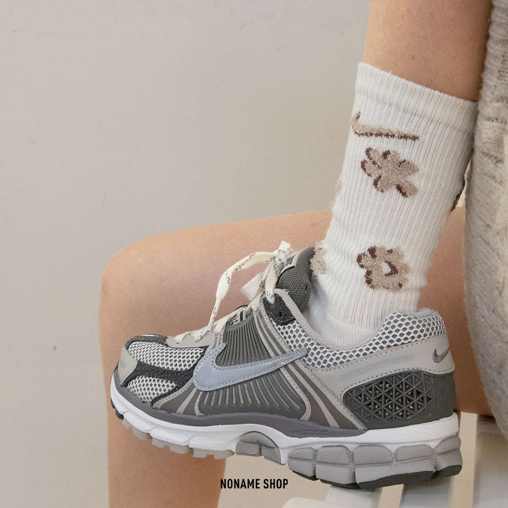 NIKE EVERYDAY PLUS 刺繡 小花 長襪 兩色一組 襪子