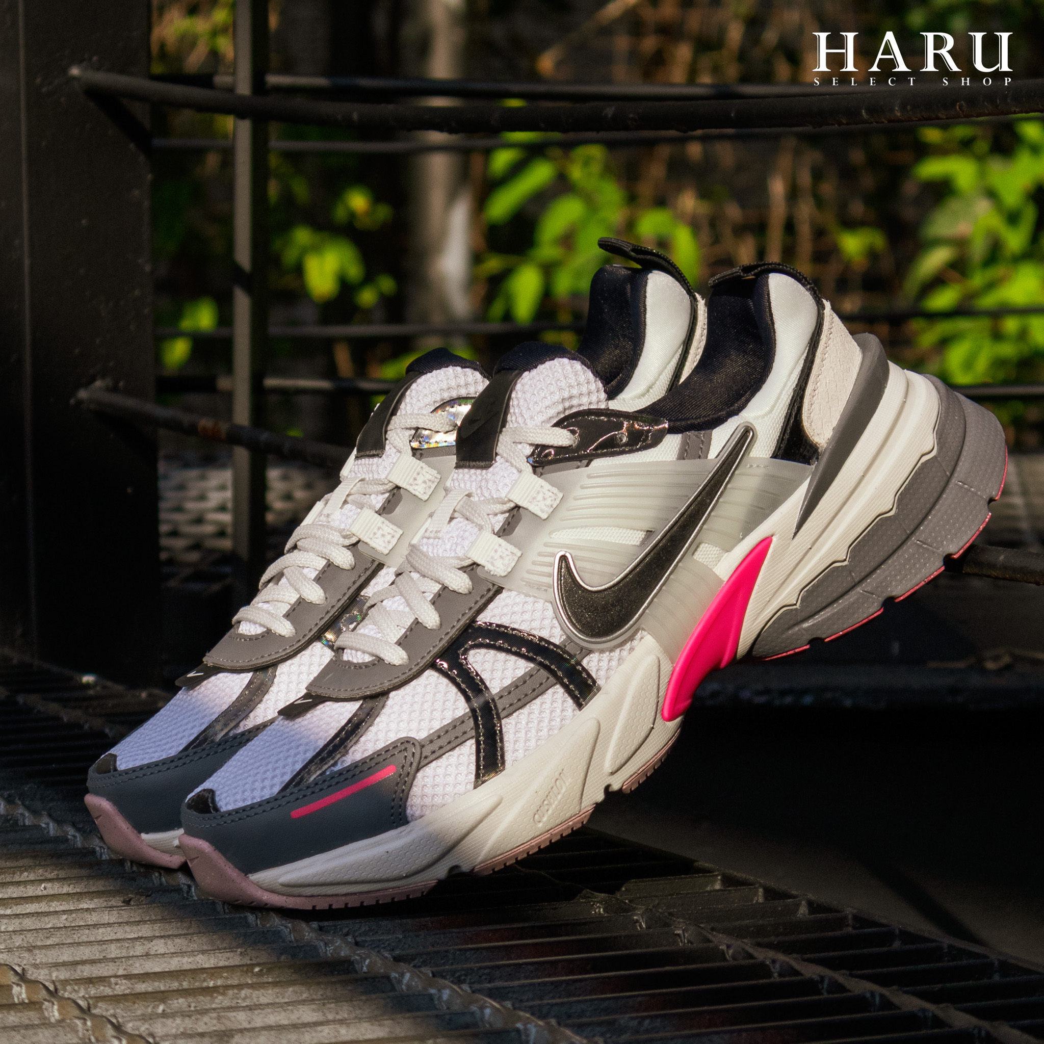 Nike V2K Runtekk Grey Pink 銀灰桃粉 龍年限定 巴黎世家平替版 Y2K 厚底增高 老爹鞋 女生復古休閒鞋 FZ5061-100