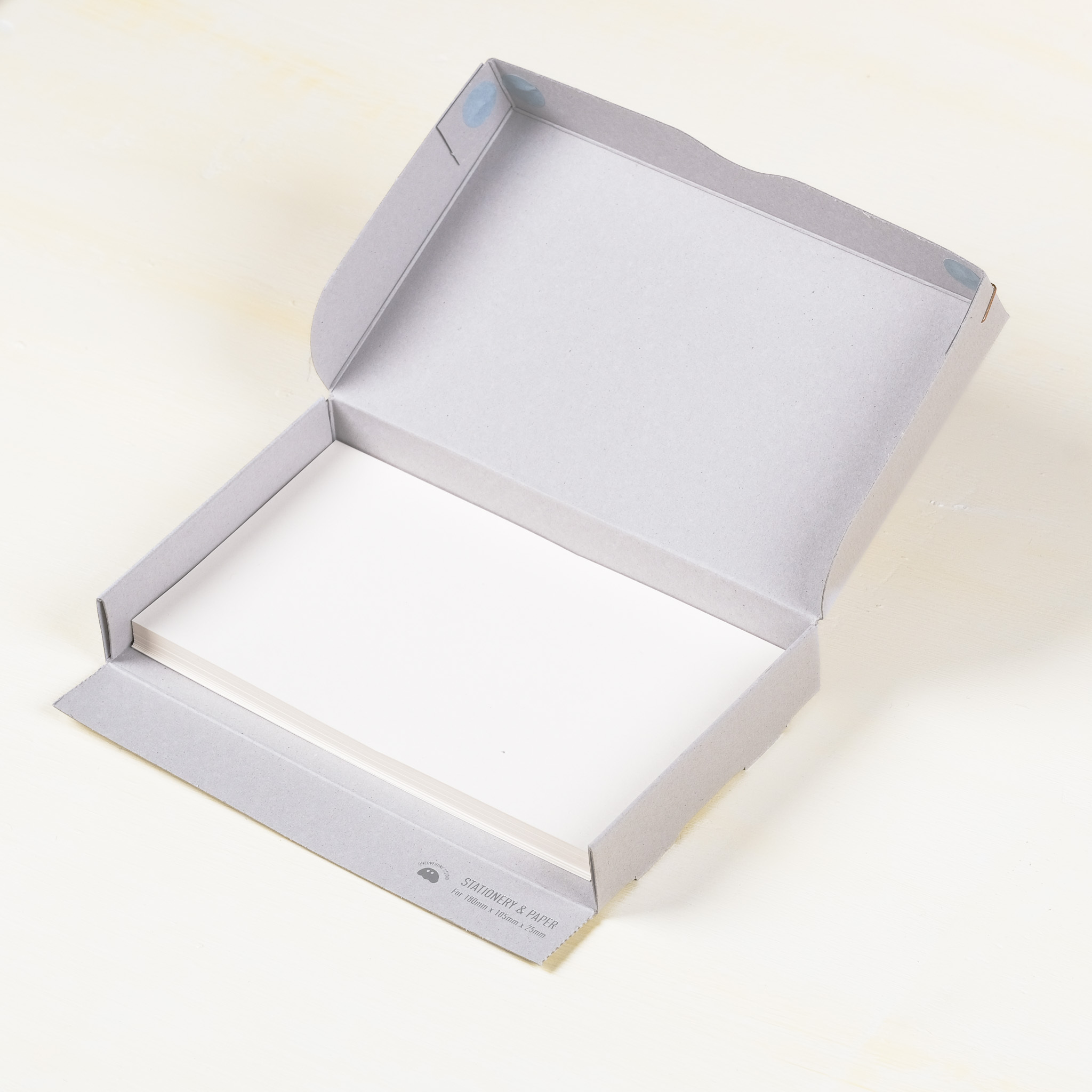 BIBLE 聖書尺寸 灰卡收納盒 / 一分之一工作室 / 台灣