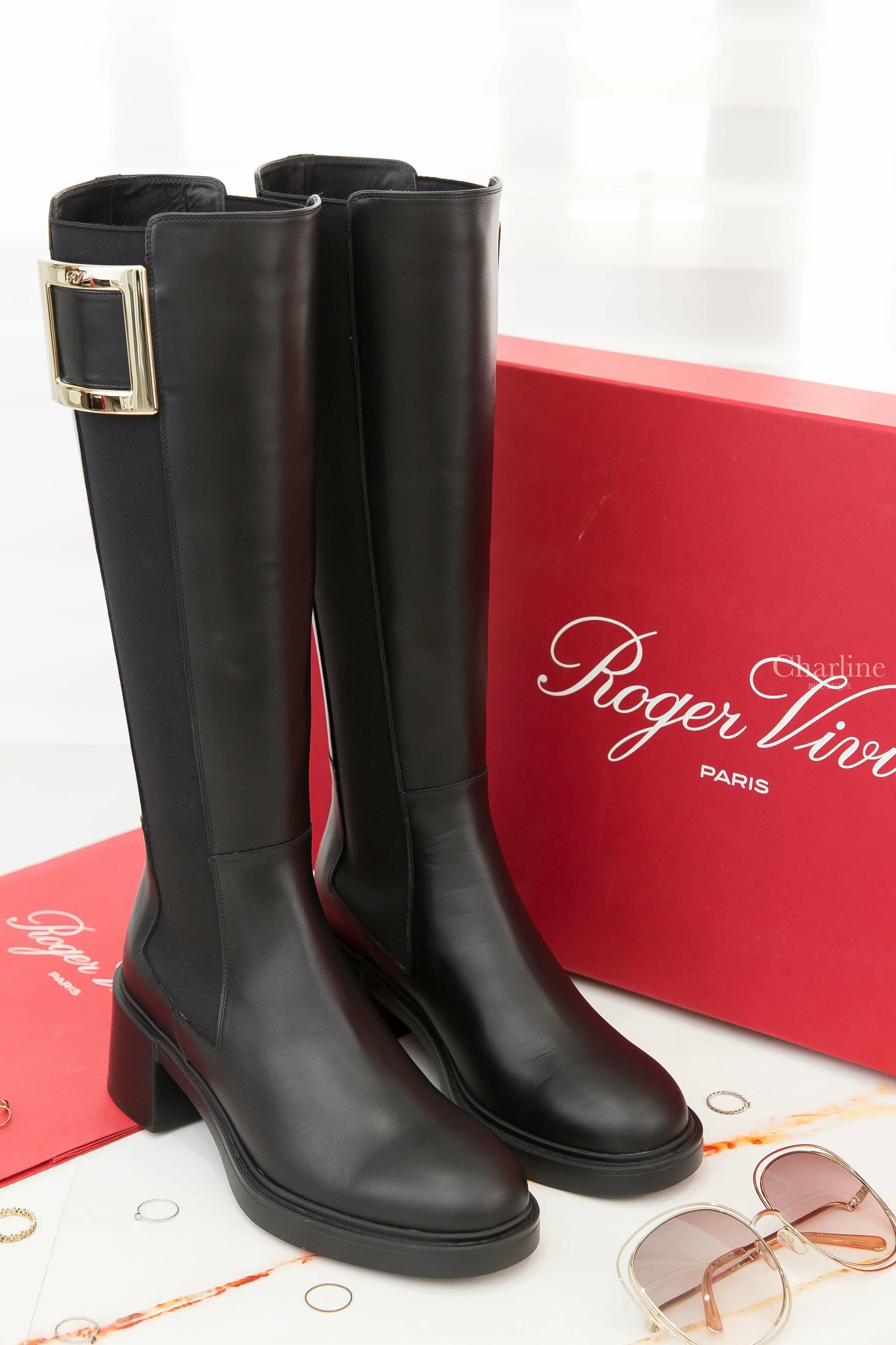 Roger Vivier Viv' Rangers Metal Buckle Chelsea Boots in Leather 黑色金色方釦皮革粗跟長靴-Charline Boutique 精品代購