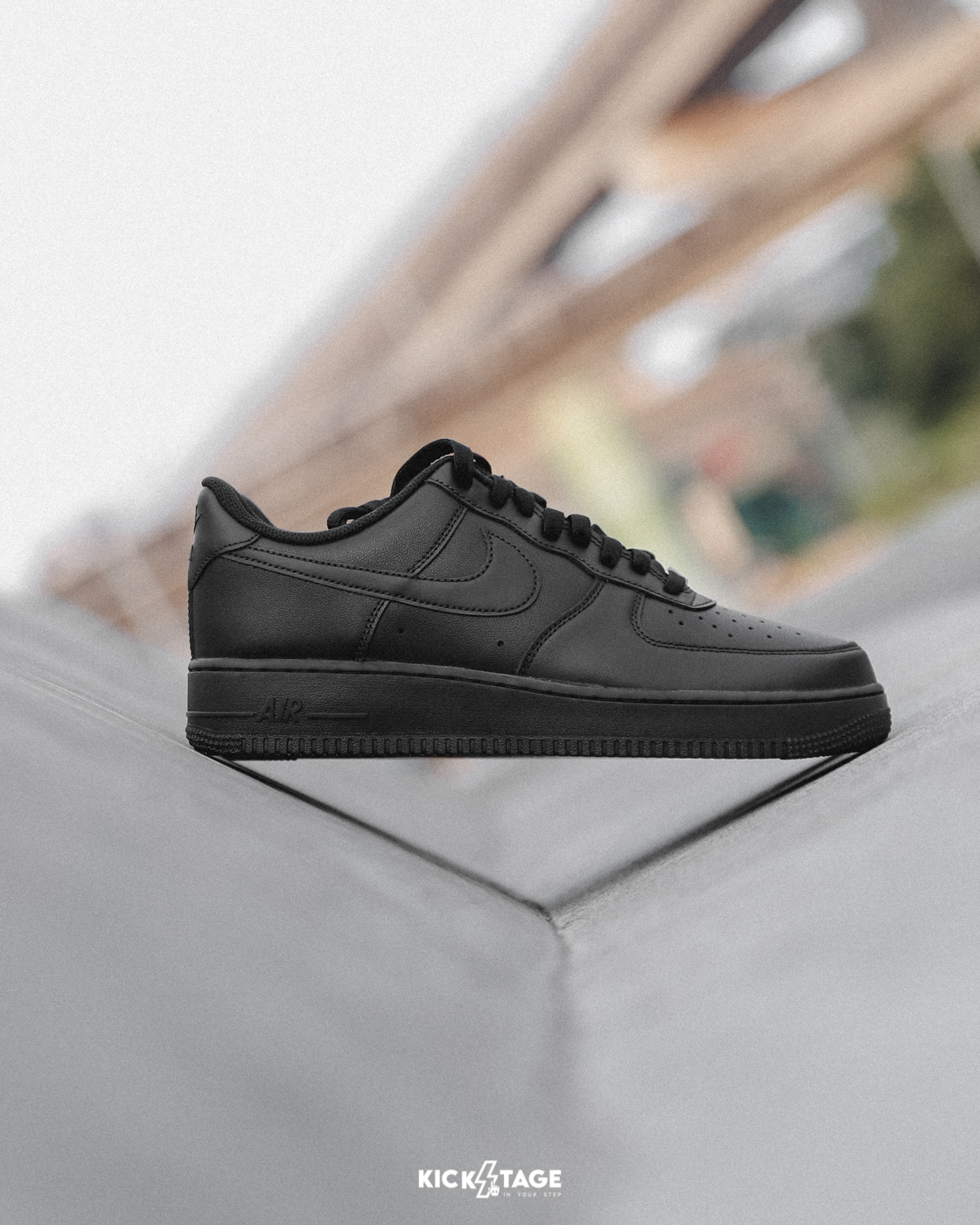 男鞋 NIKE AIR FORCE 1 Triple Black 全黑 基本款 皮革 經典復古 鐵牌 低筒休閒鞋【CW2288-001】AF1 BAF1