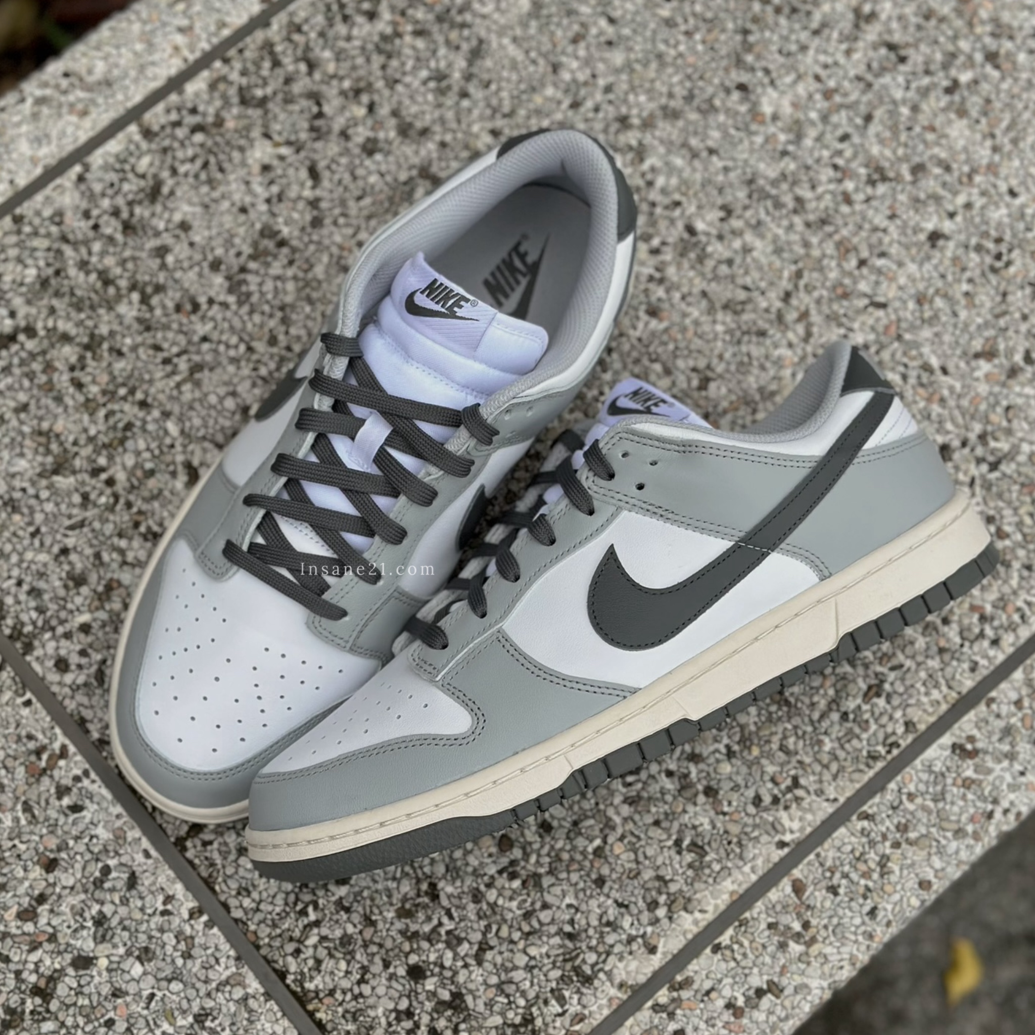 NIKE DUNK LOW"LIGHT SMOKE GREY" 灰黑勾 DD1503-117