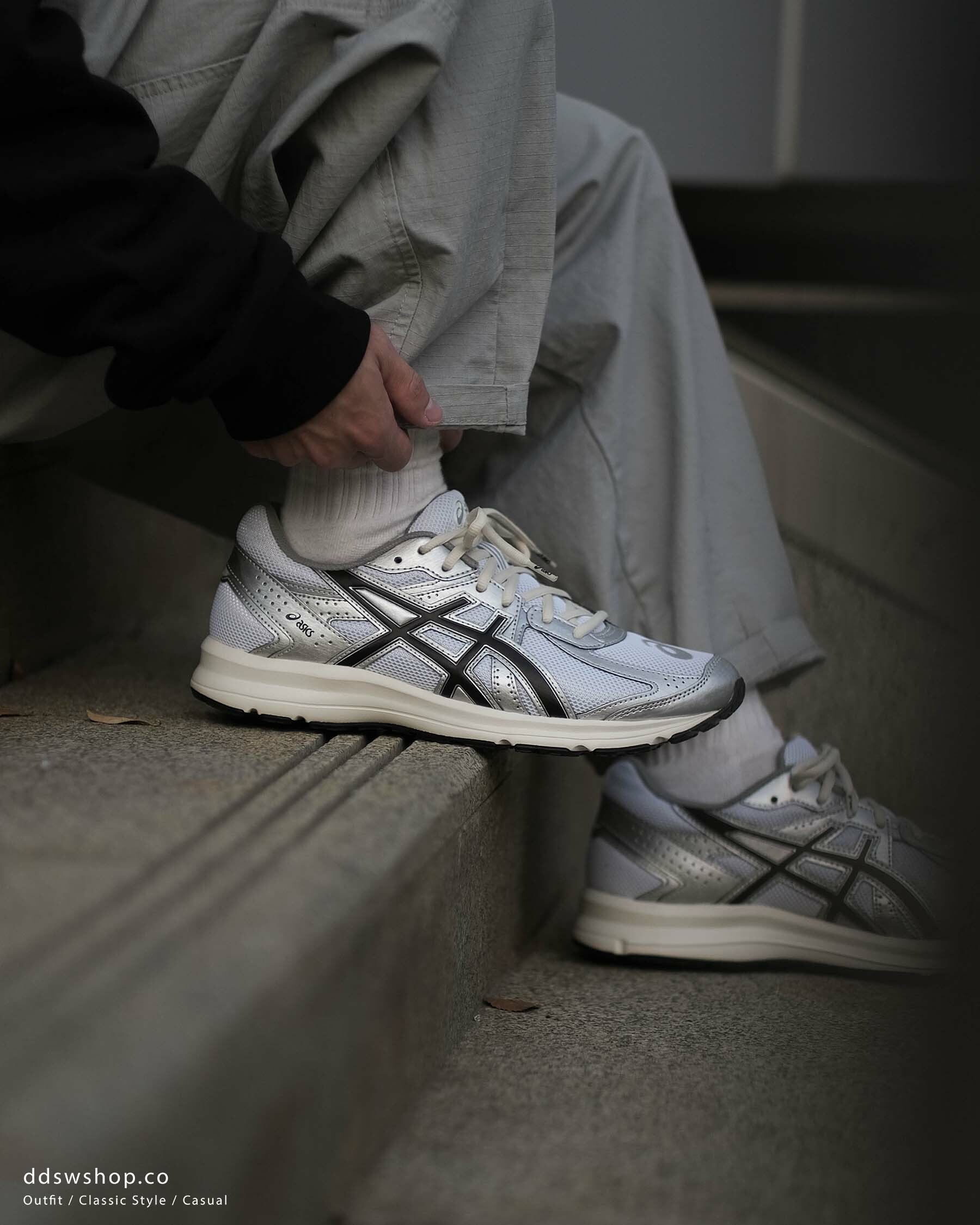 ASICS Jog 100s Y2K 復古鞋款 黑銀 1201A967-100