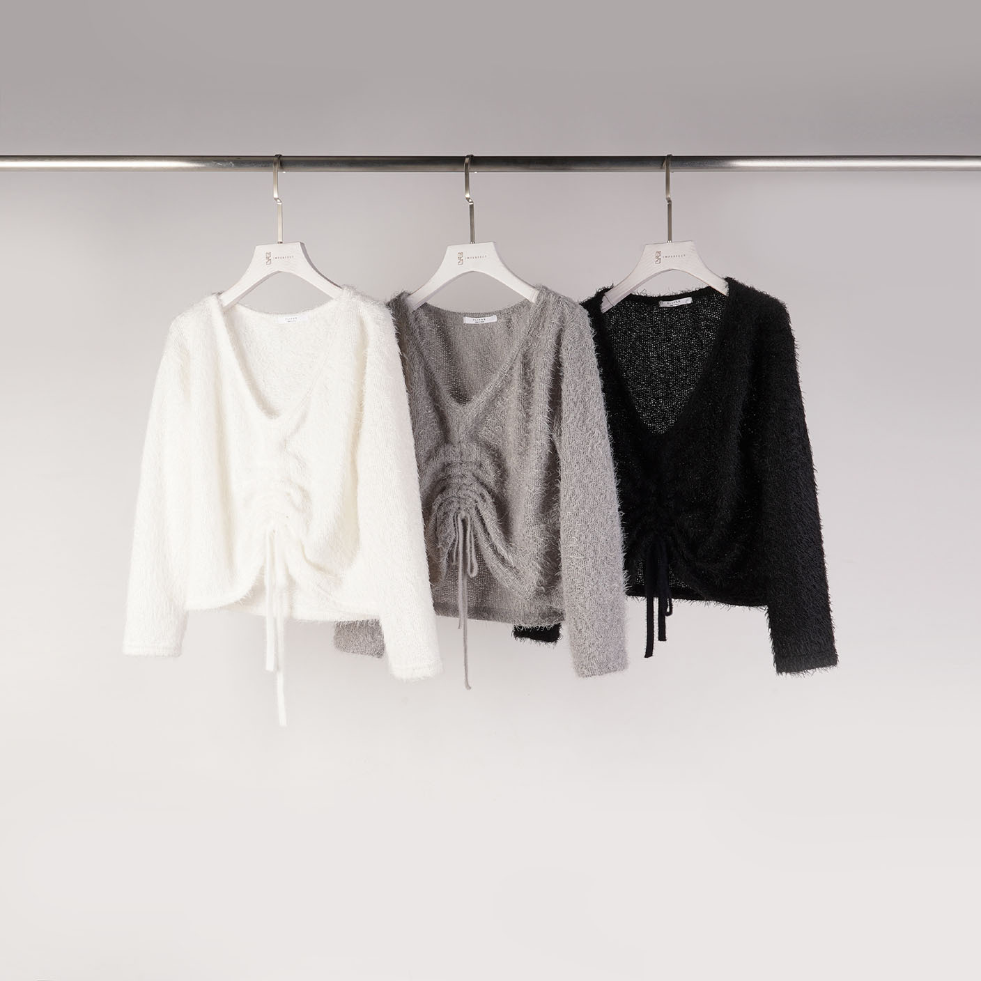 質感V領抽繩毛毛上衣 | 3色