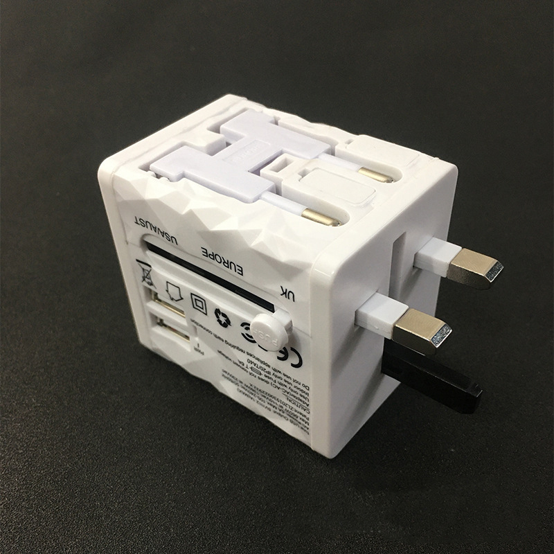 萬國通用旅行轉接頭