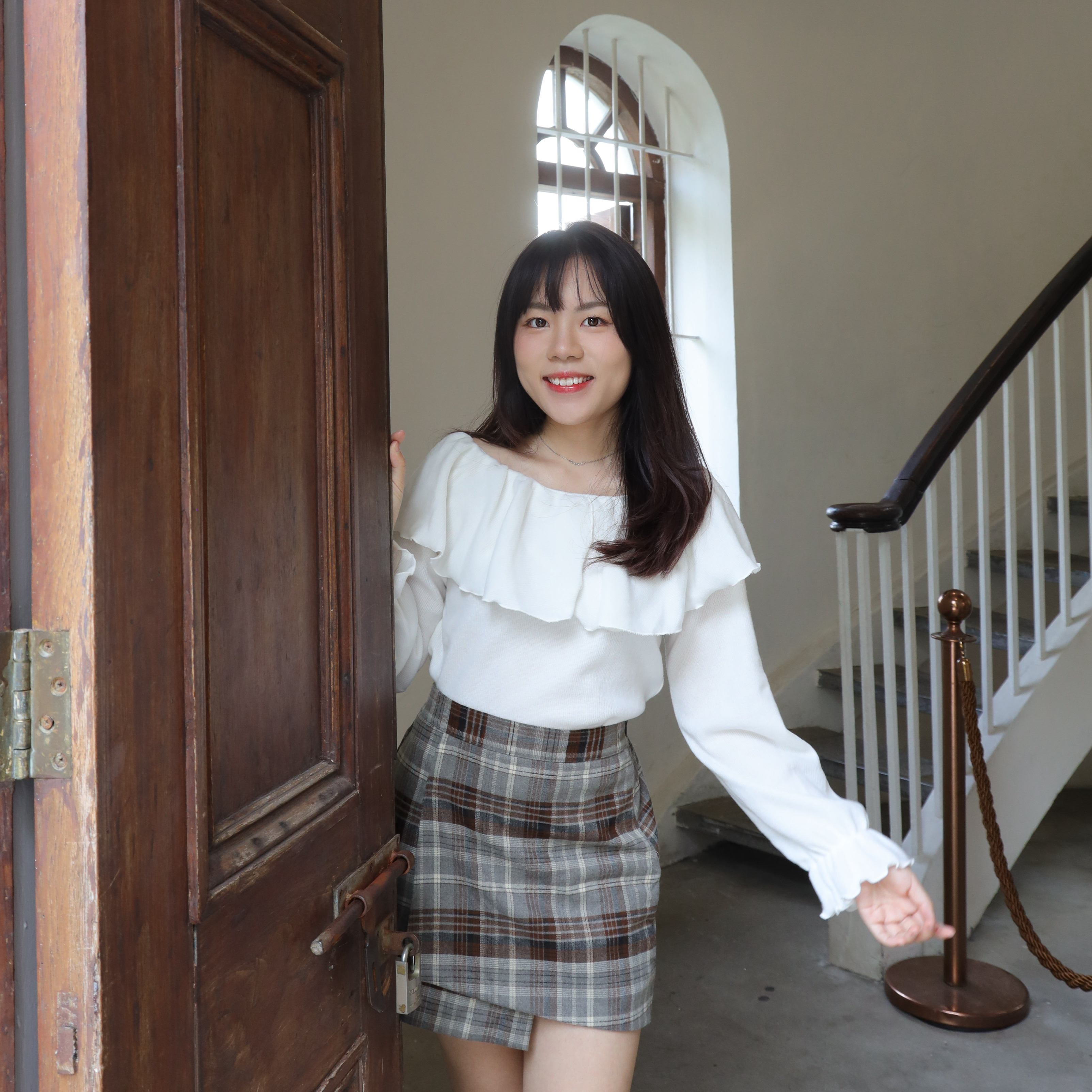 ||SK268|| 縱橫格仔不規則短裙