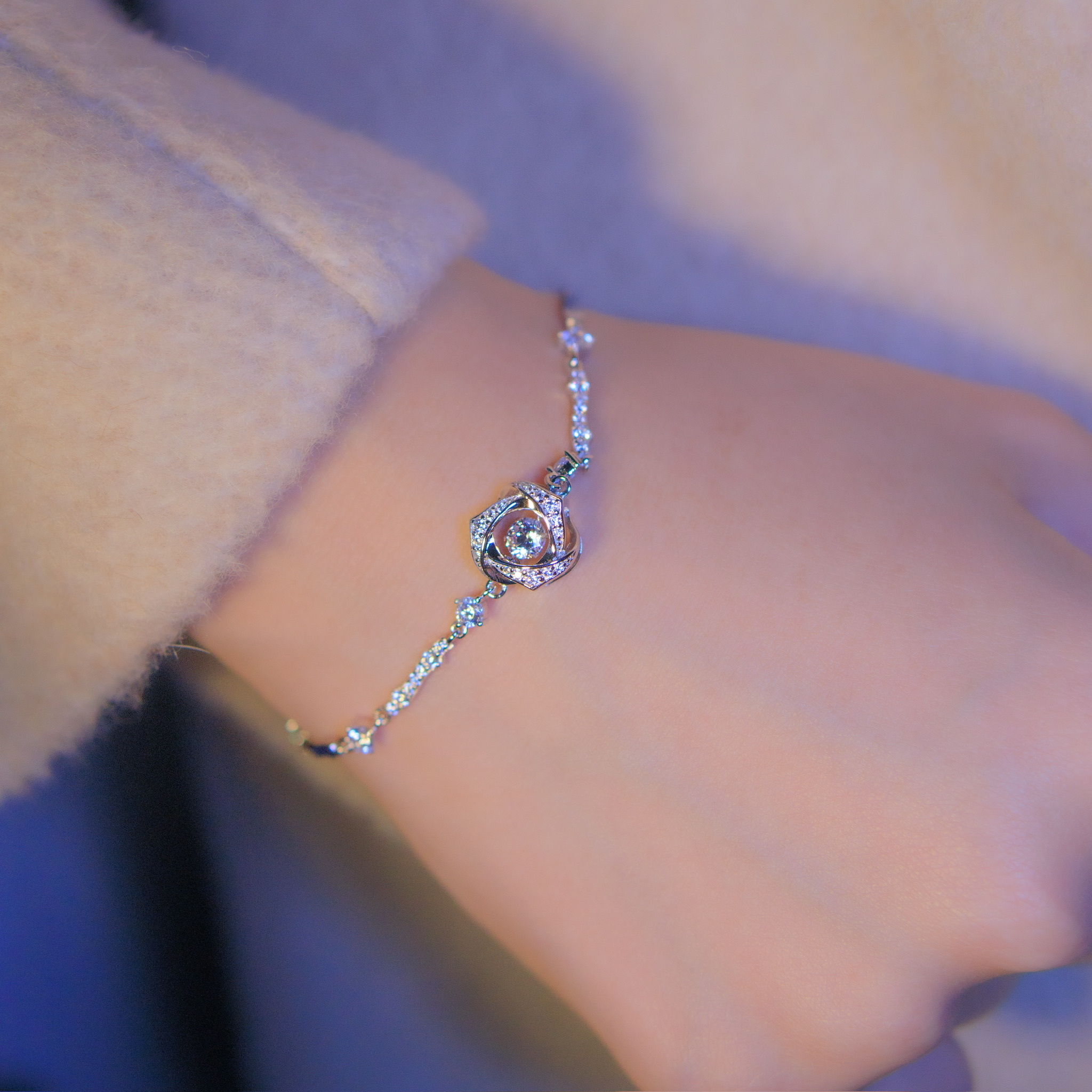 | 925純銀・厚鍍白金・ 厚鍍玫瑰金 | 懸浮包容你軟手鐲 (白色/藍色) | BR1008 |