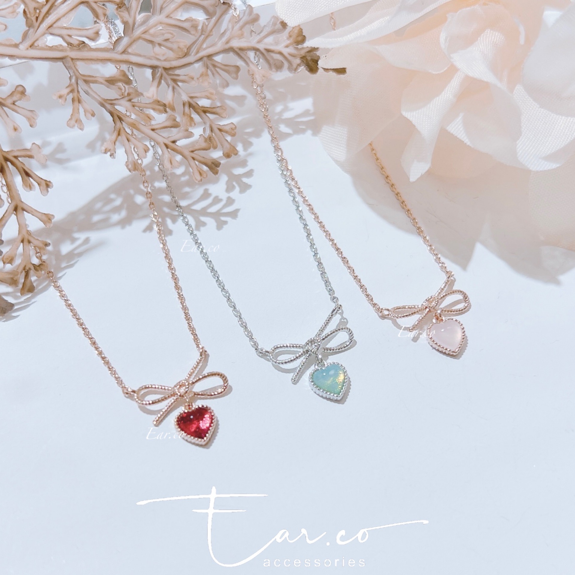 打結蝴蝶結垂釣蛋白石小愛心頸鏈