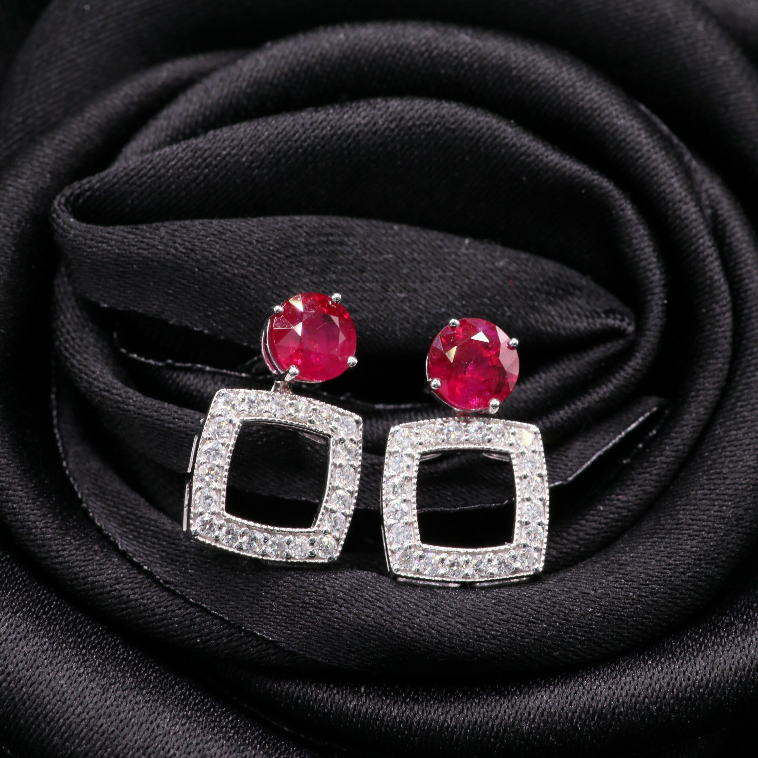 18K White Gold 1.06t Ruby and Diamond Earrings