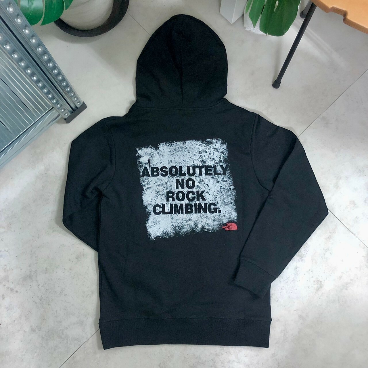 The North Face 經典印花LOGO連帽Tee NF0A5JUOJK3