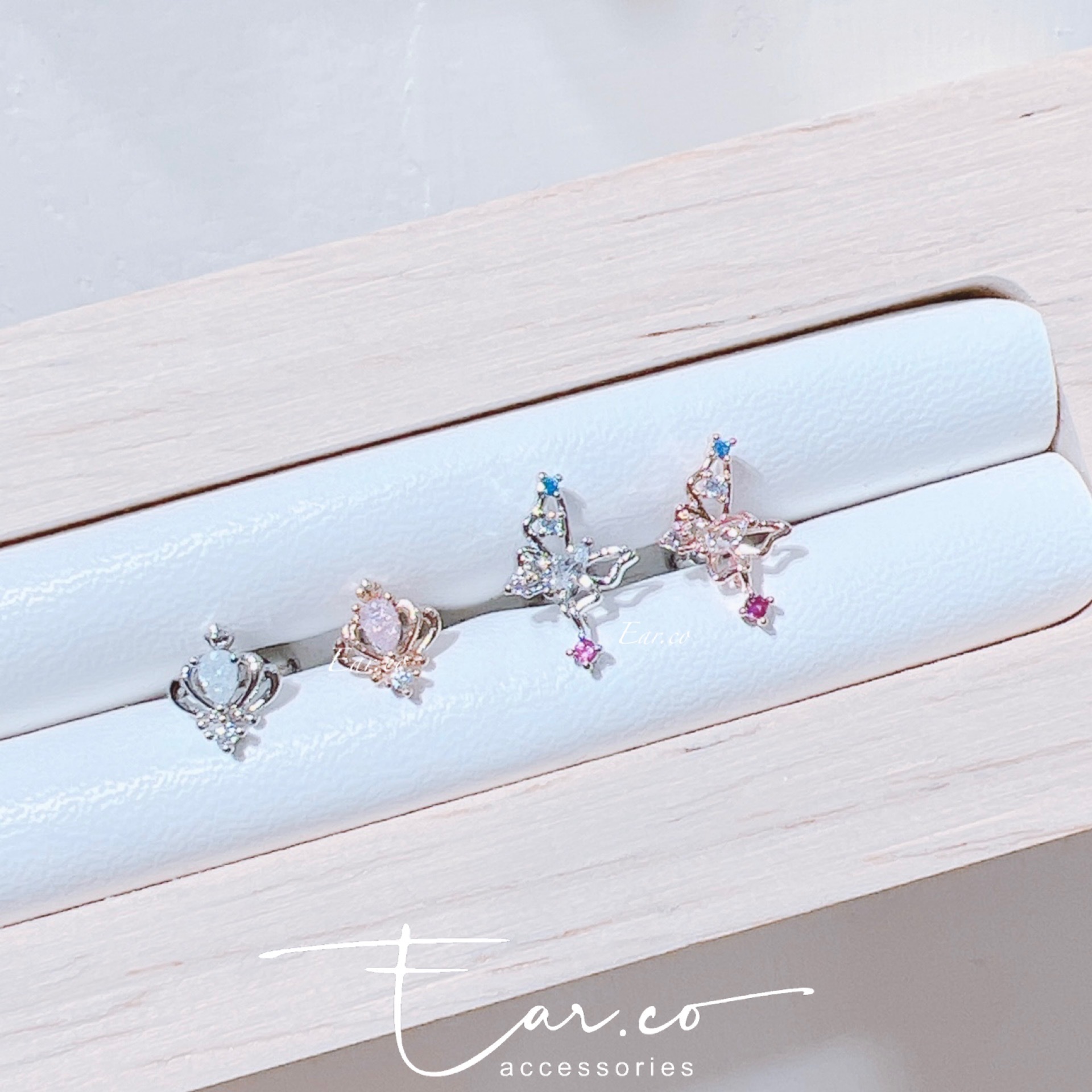 小皇冠/小蝴蝶耳珠/耳骨釘 [單支] #P032