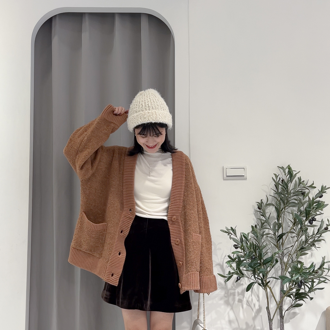 N08寬收邊顆粒感針織外(橘)