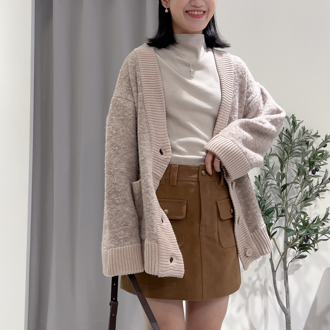 N08寬收邊顆粒感針織外(米)