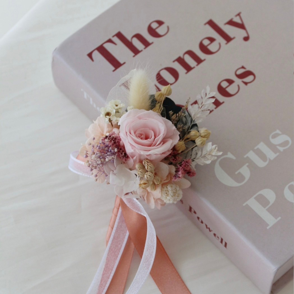 永生小玫瑰粉色系胸花