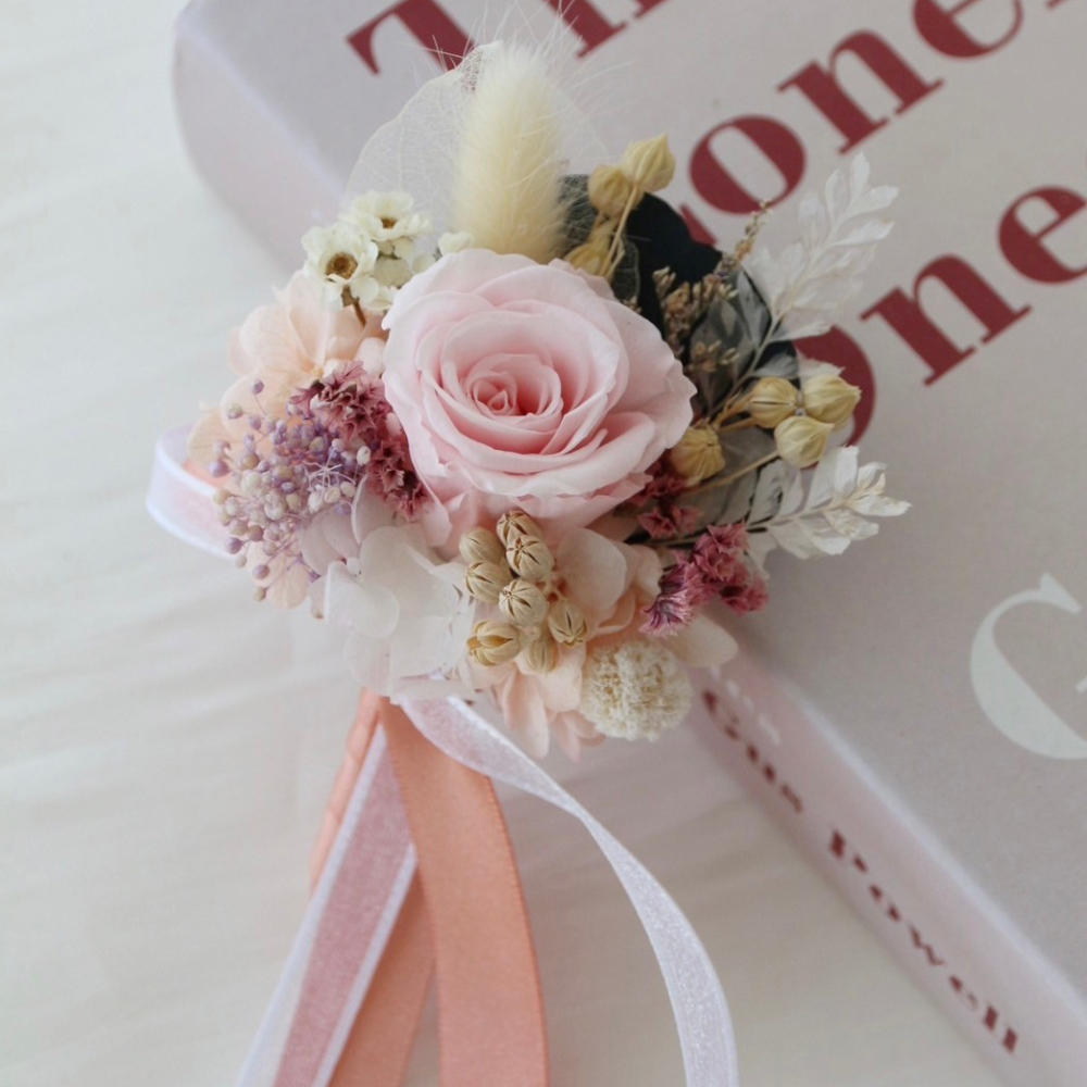 永生小玫瑰粉色系胸花