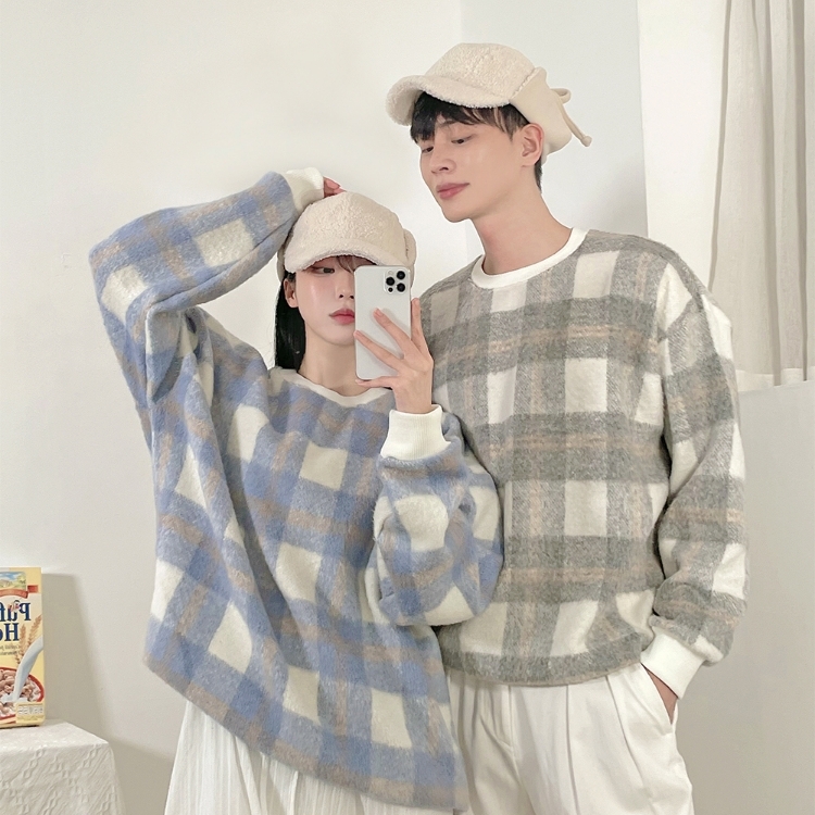 正韓氛圍｜冬日大格紋撞色針織情侶上衣（兩色）
