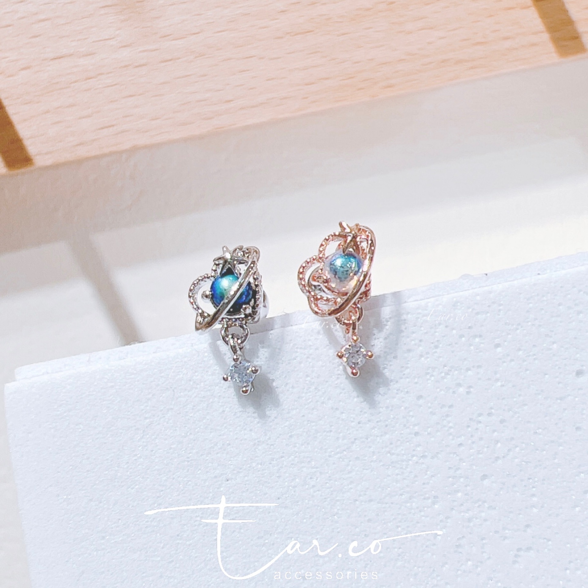 立體愛心星球垂釣耳珠/耳骨釘 [單支] #P022