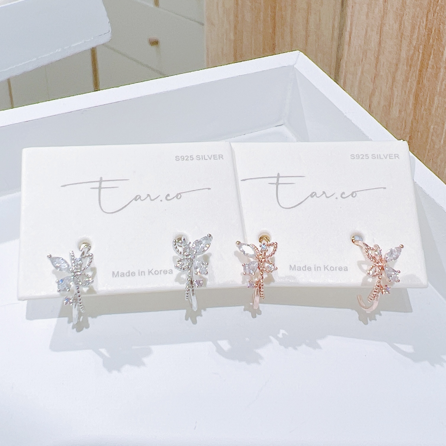 閃石開叉蝴蝶半耳圈 #H25