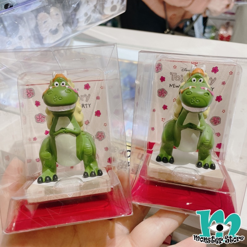 反斗奇兵抱抱龍擺設