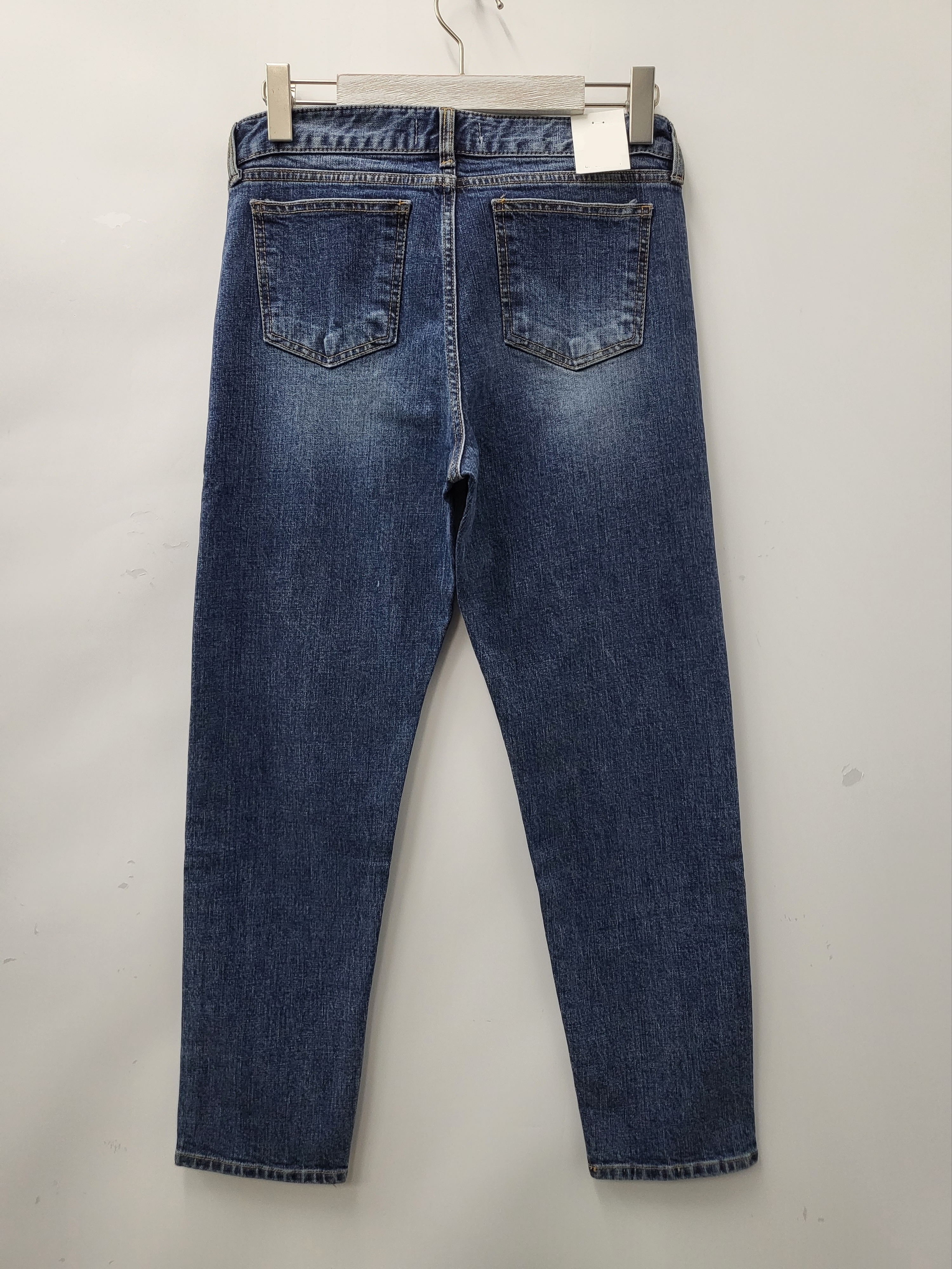 洗水修身牛仔褲 J718