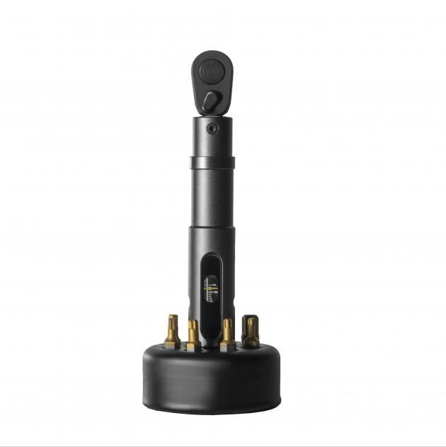 愛森諾｜AS-80714 棘輪扭力扳手（2-10Nm）