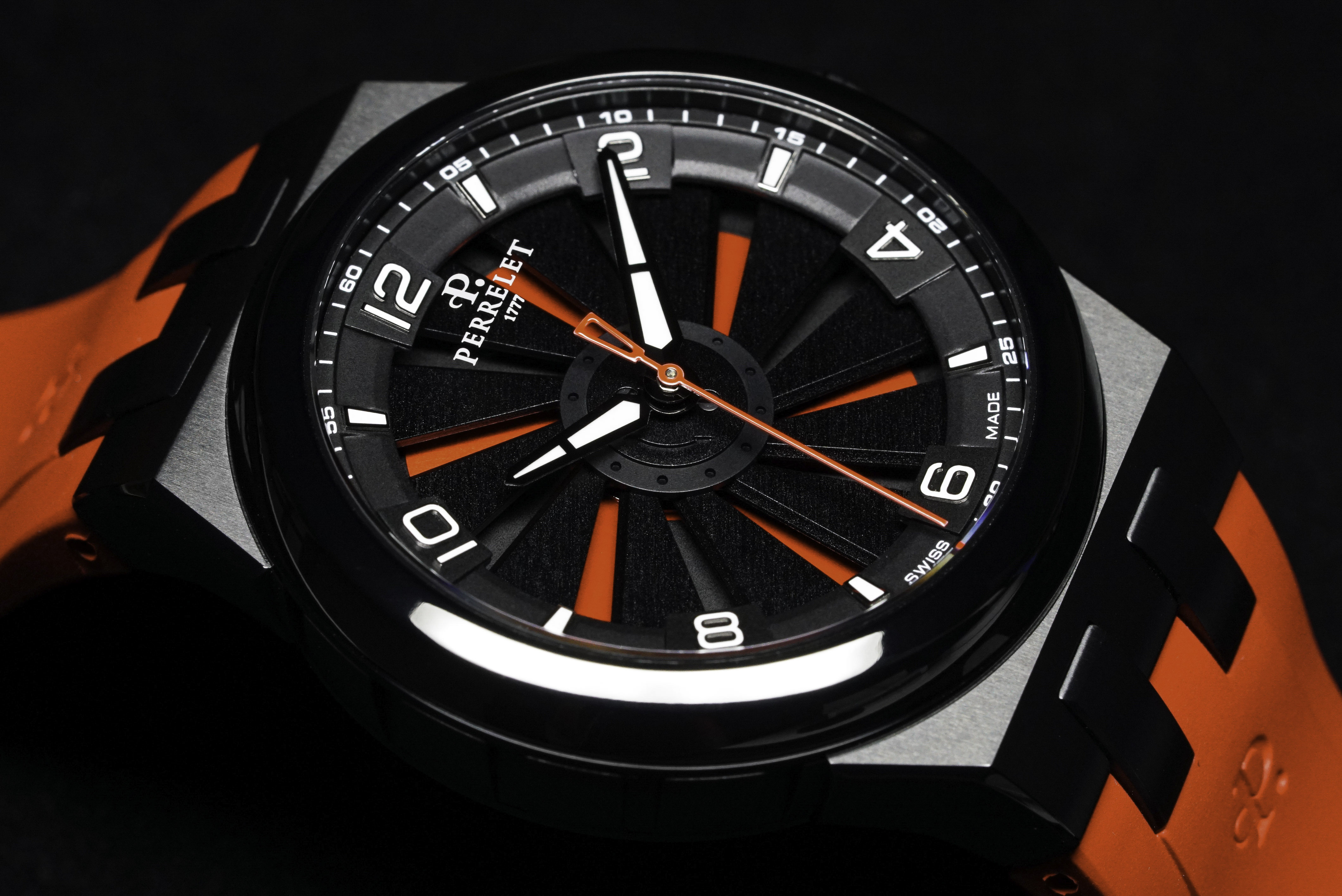 旋風系列 ｜TURBINE 41 TITANIUM RED