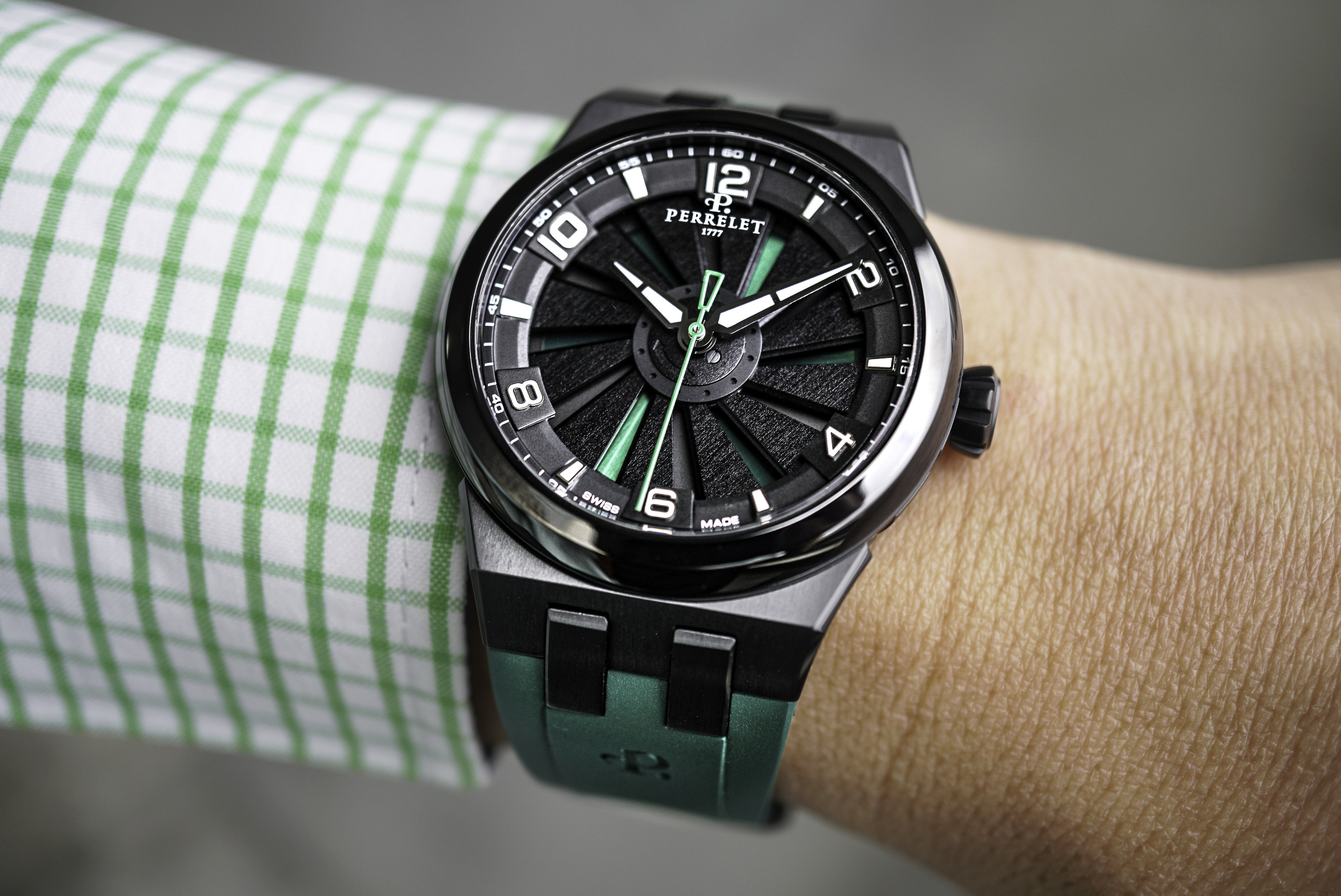 旋風系列 ｜TURBINE 41 TITANIUM GREEN