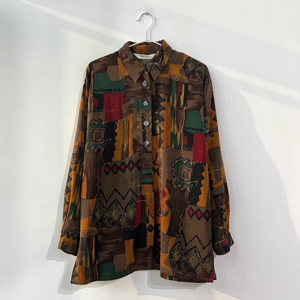 日本製大地色隨筆畫幾何圖案上衣