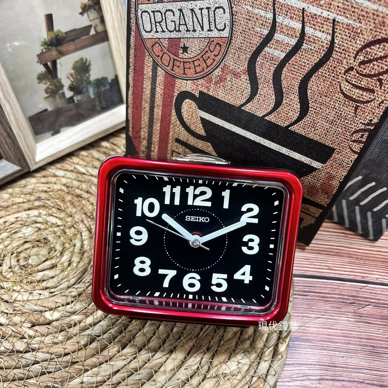 【SEIKO 精工】寧靜夜晚靜音夜光鬧鐘 QHK062R 11cm 現代鐘錶