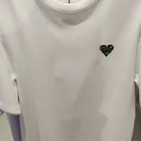 [S] GUESS MEN'S FOAM HEART SHORT SLEEVE T-SHIRT,WHITE, MN2K8490-WHT (SGU495)