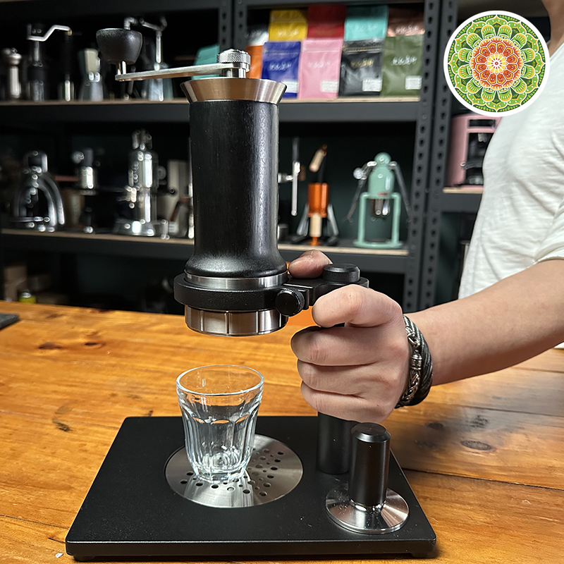 ARAM ESPRESSO MAKER 未使用品 一流バリスタの味を再現。新発想、廻して淹れる『アラムエスプレッソ