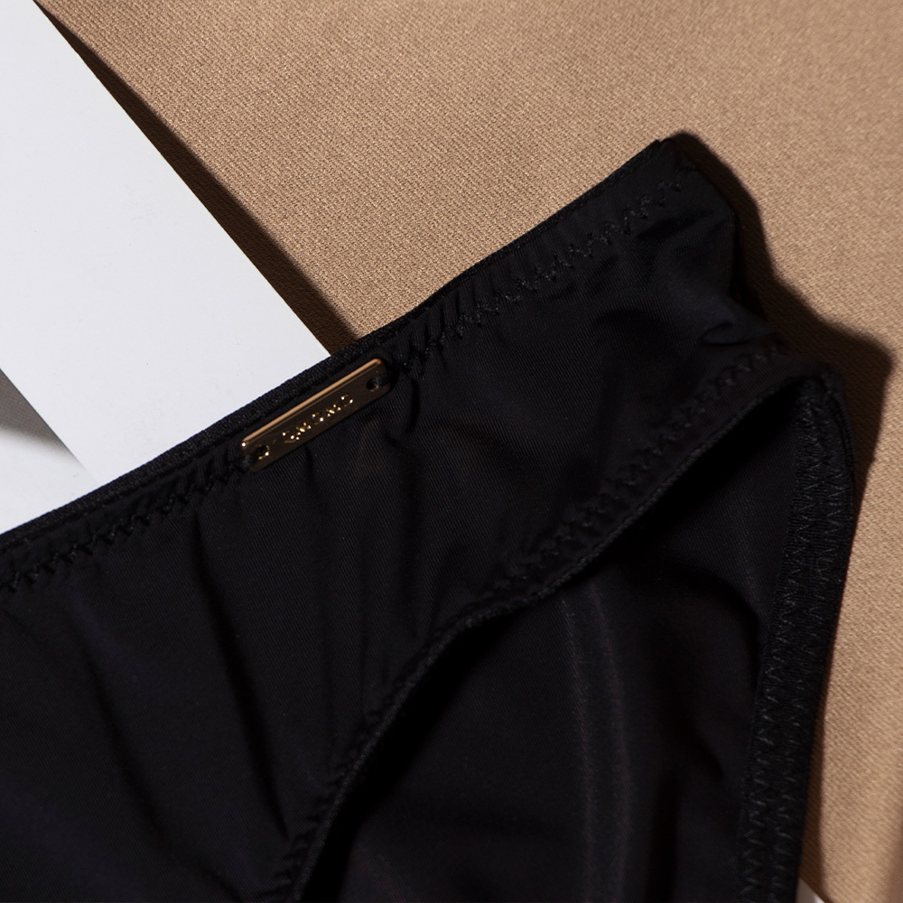 【ZERO Comfy】Basic Seamless Pantie ( 2 colours)