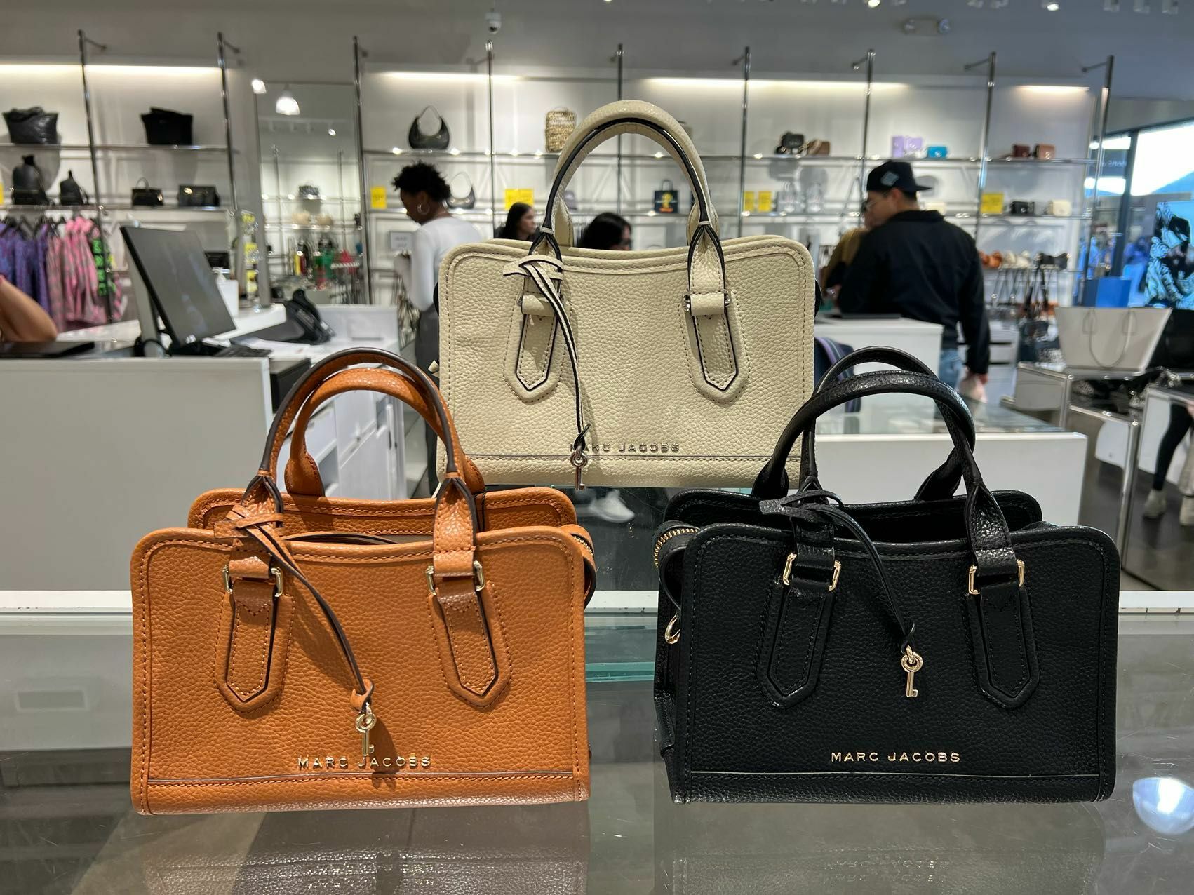 【預購】Marc Jacobs K011691 MINI 鎖頭包