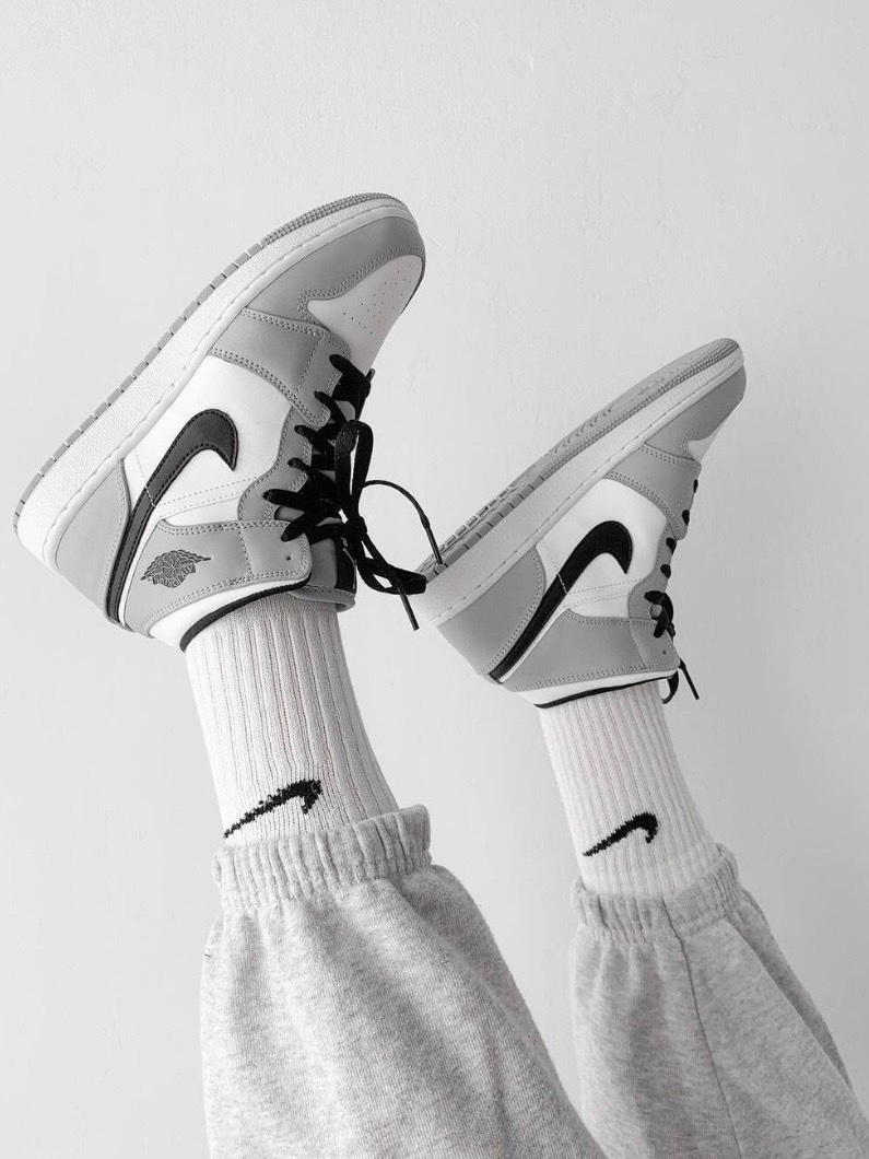 NIKE AIR JORDAN " MID SMOKE GREY " 煙灰黑勾 小迪奧 中筒（554724-092）