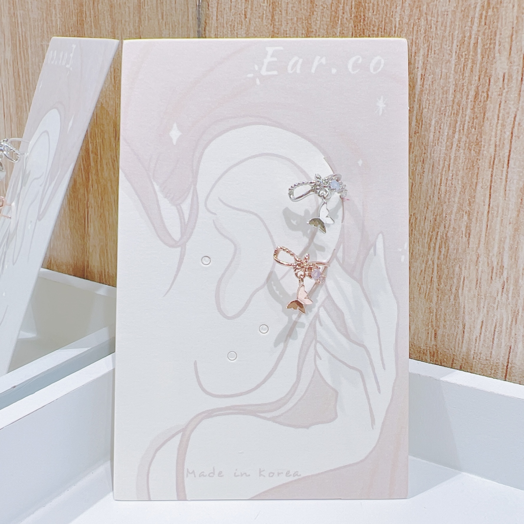 小花垂釣小蝴蝶耳骨夾 [單支] #H4