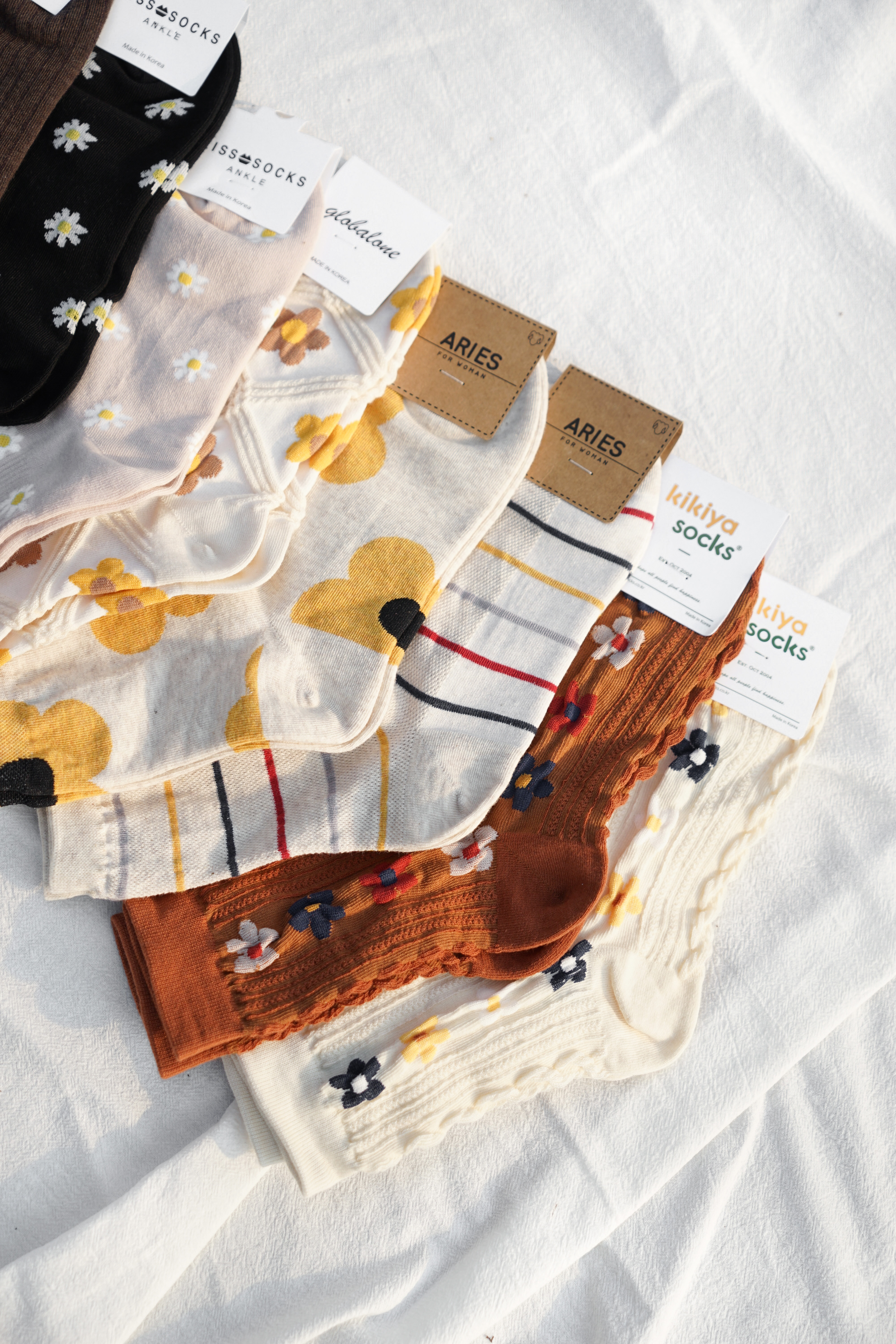 🧦韓國襪子 · 直排花花