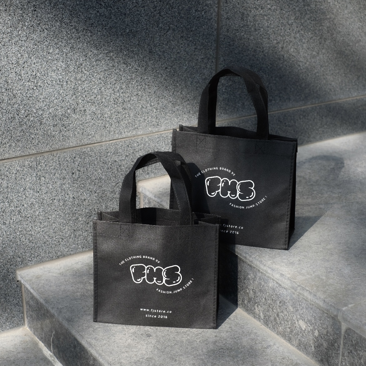 （現貨）FASHIONJUMP Home - Non Woven Fabric Bag 品牌不織布環保 手提袋 / 購物袋