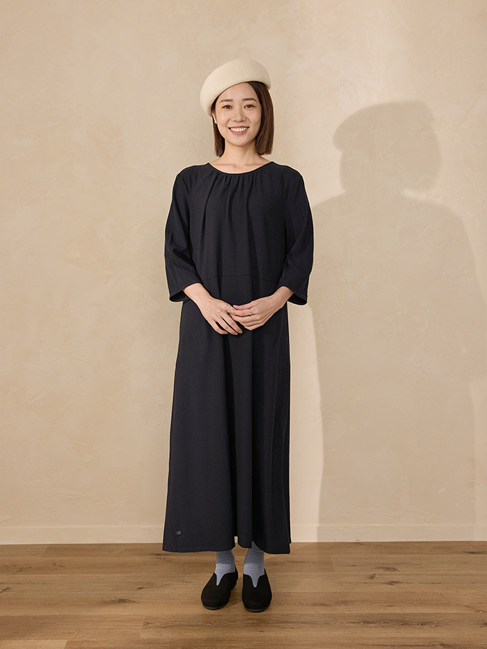 街角咖啡館七分袖美領洋裝-晚夜